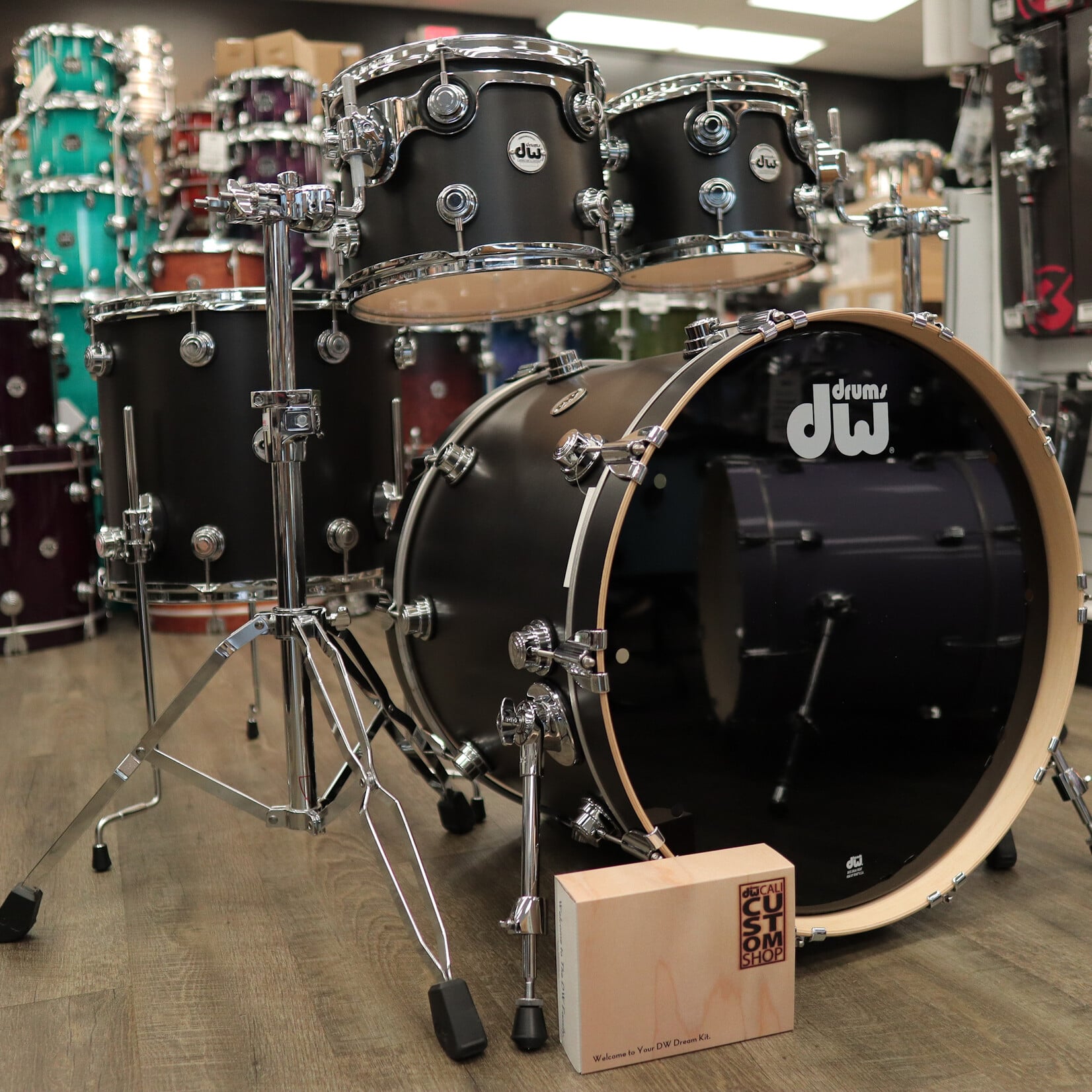 DW DW Collector's Series SSC Maple 4-pc Shell Pack 22/10/12/16 (Ebony Satin Oil)
