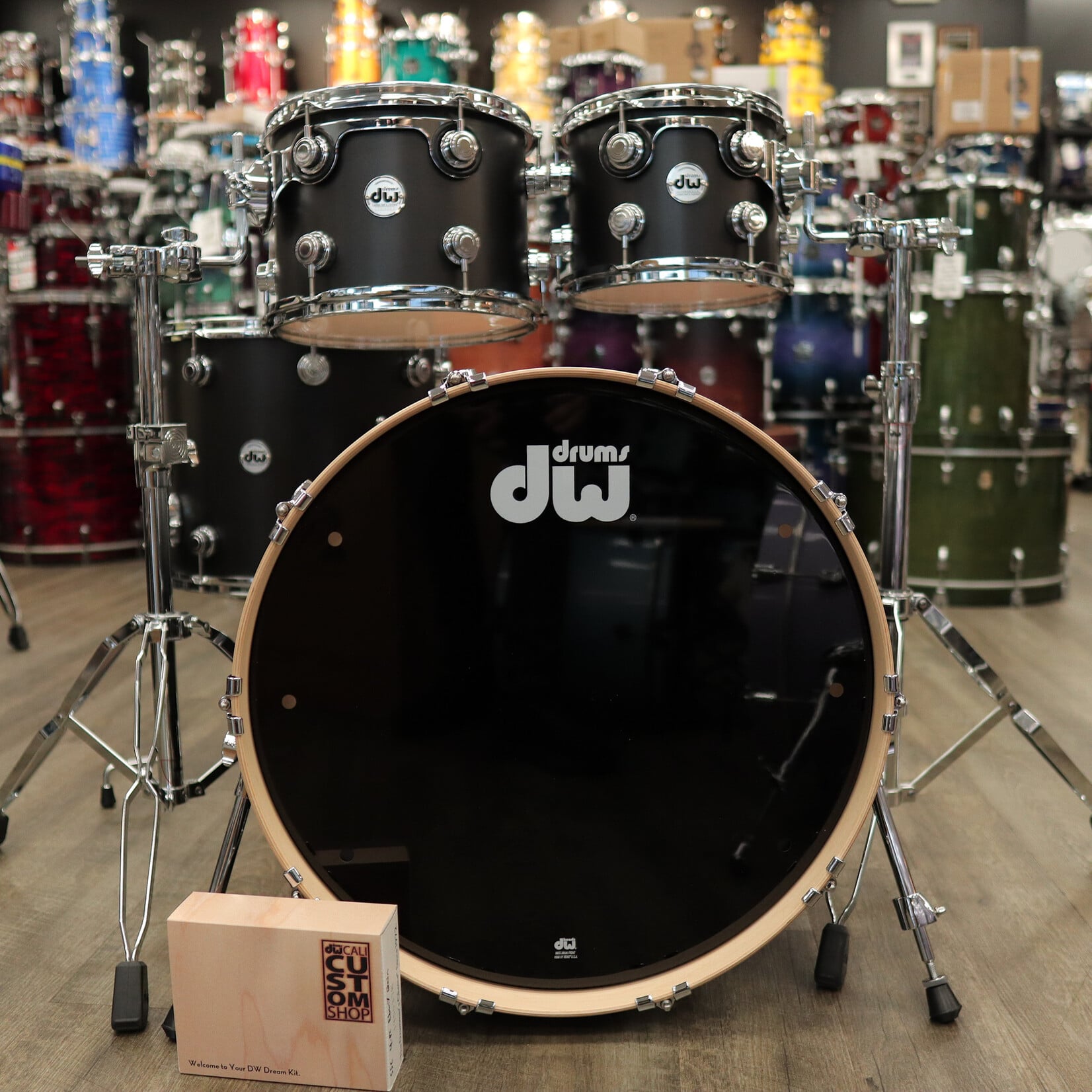 DW DW Collector's Series SSC Maple 4-pc Shell Pack 22/10/12/16 (Ebony Satin Oil)