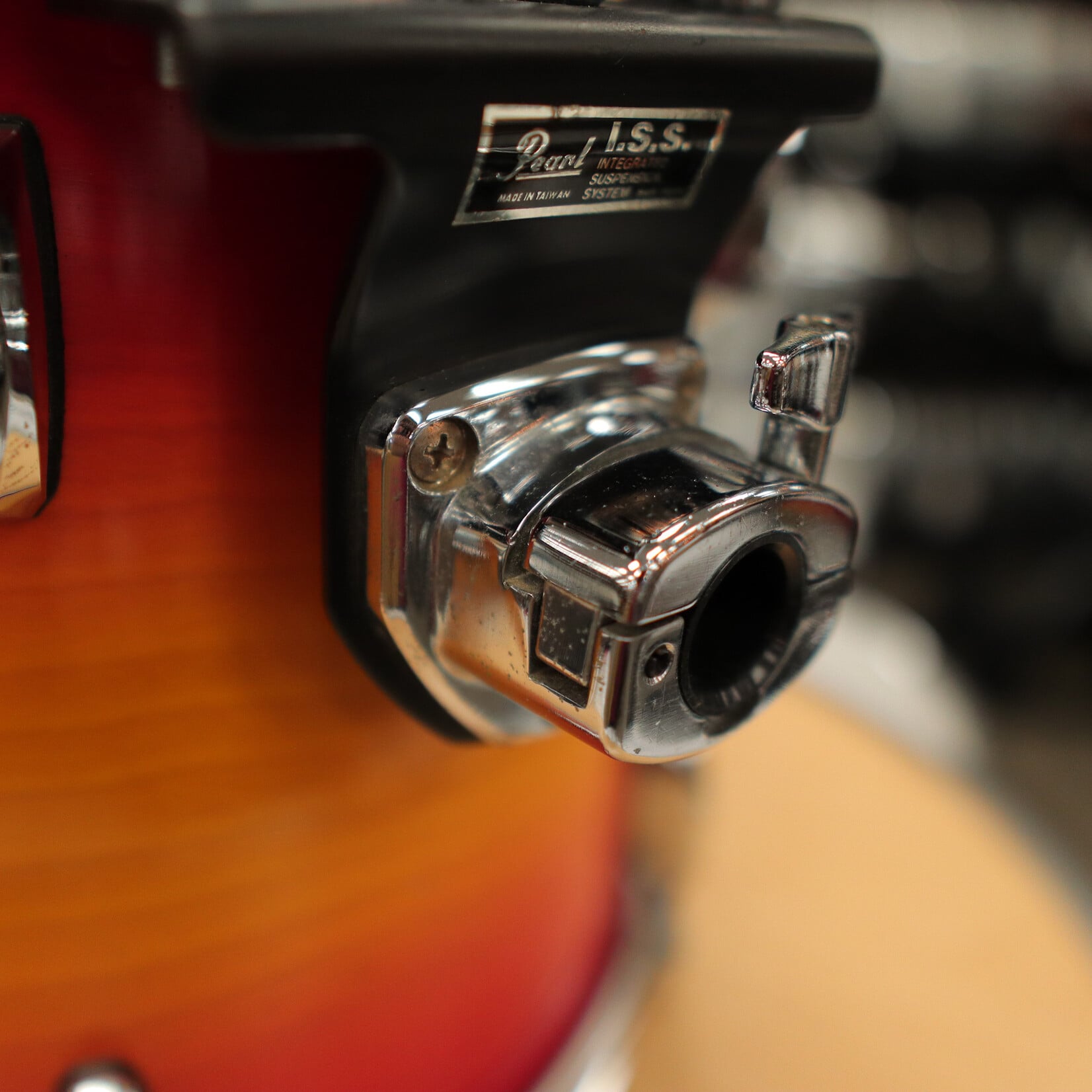 Pearl Pre-Owned Pearl 11x13" Sessions Series Tom (Cherry Sunburst)