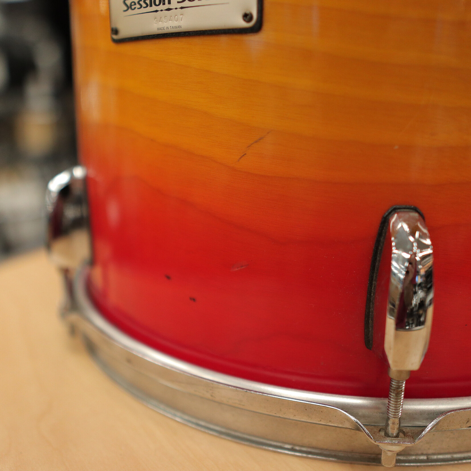 Pearl Pre-Owned Pearl 11x13" Session Series Tom (Cherry Sunburst)