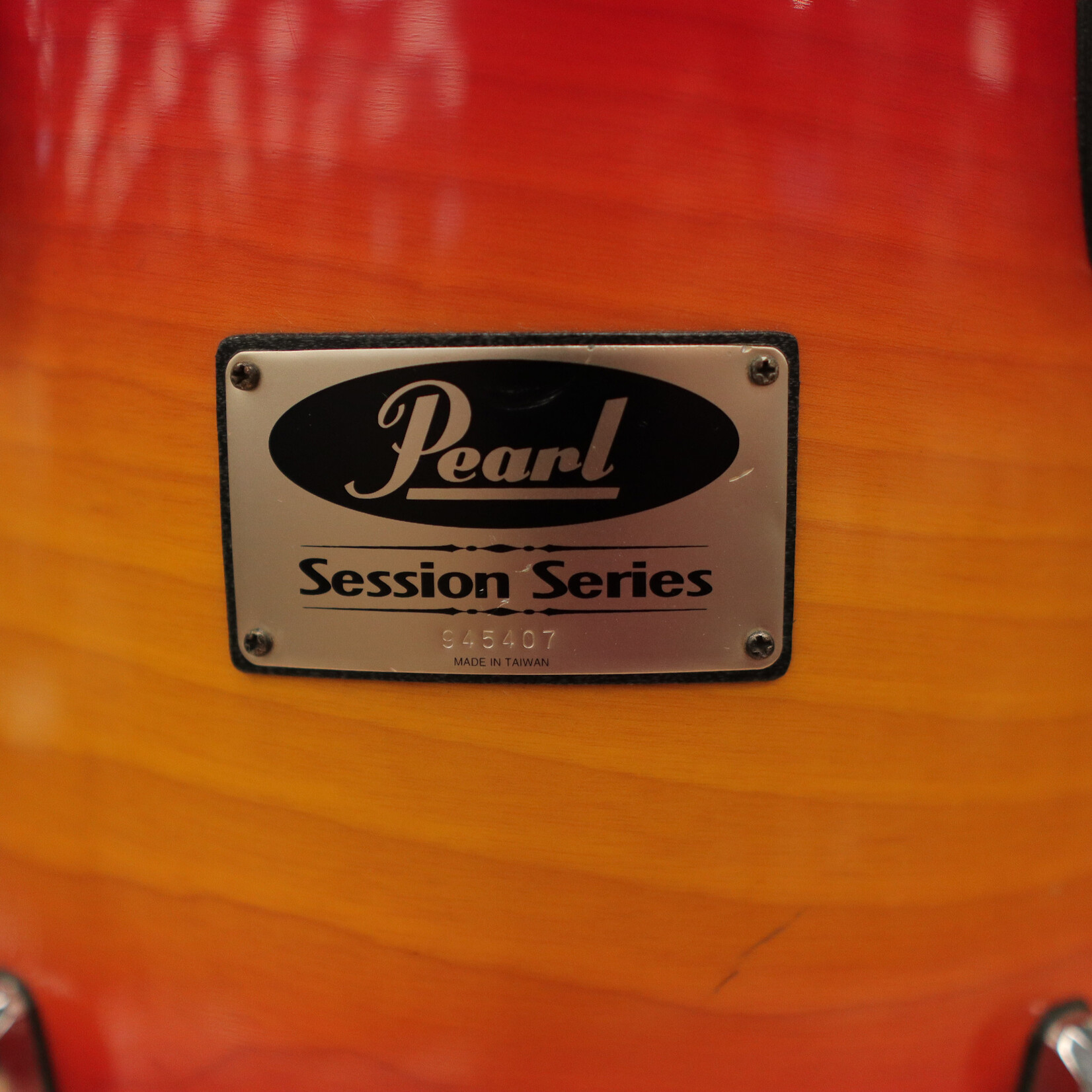 Pearl Pre-Owned Pearl 11x13" Session Series Tom (Cherry Sunburst)