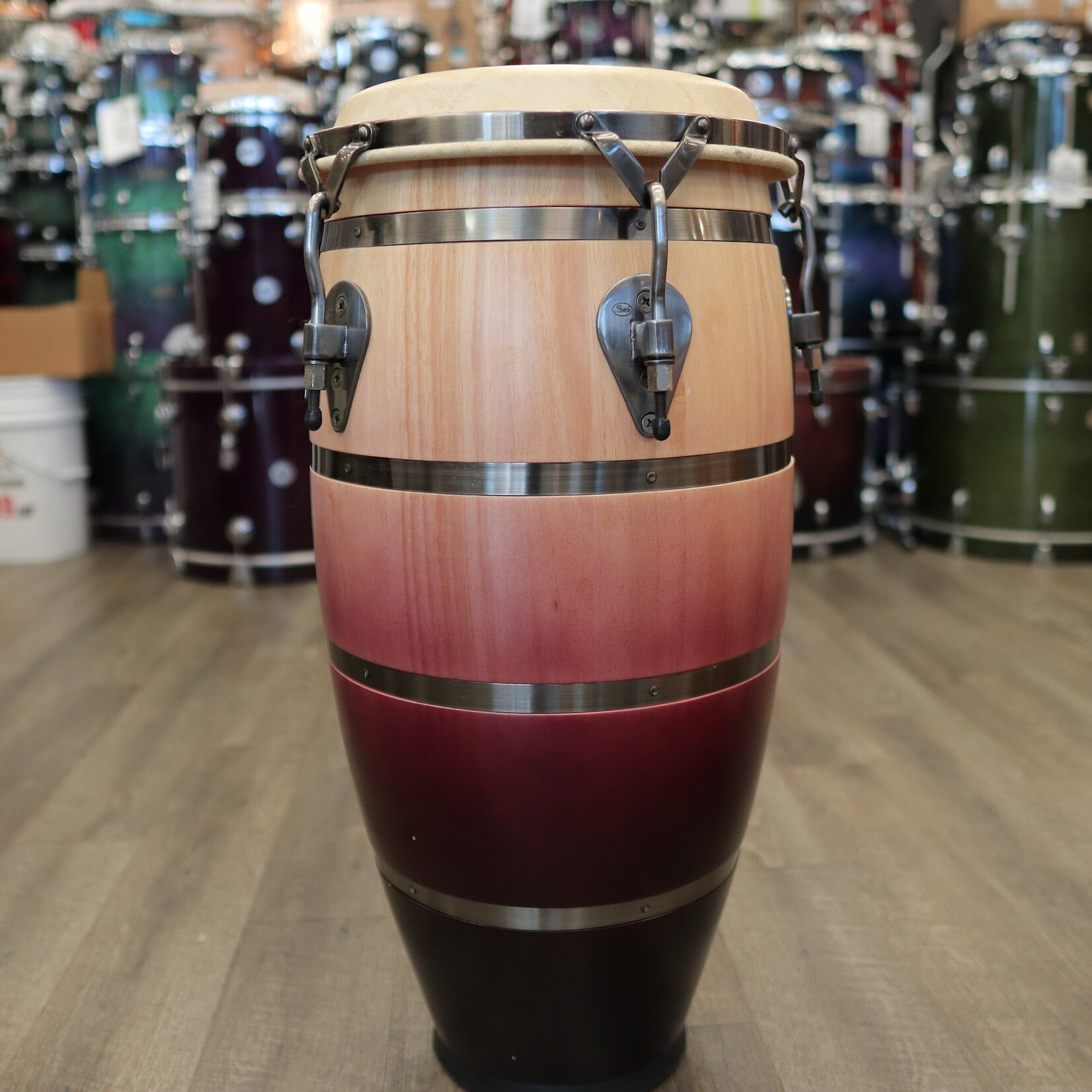 Pearl Pre-Owned Pearl Folkloric Series Elite 11" Quinto (Crimson Sunrise)
