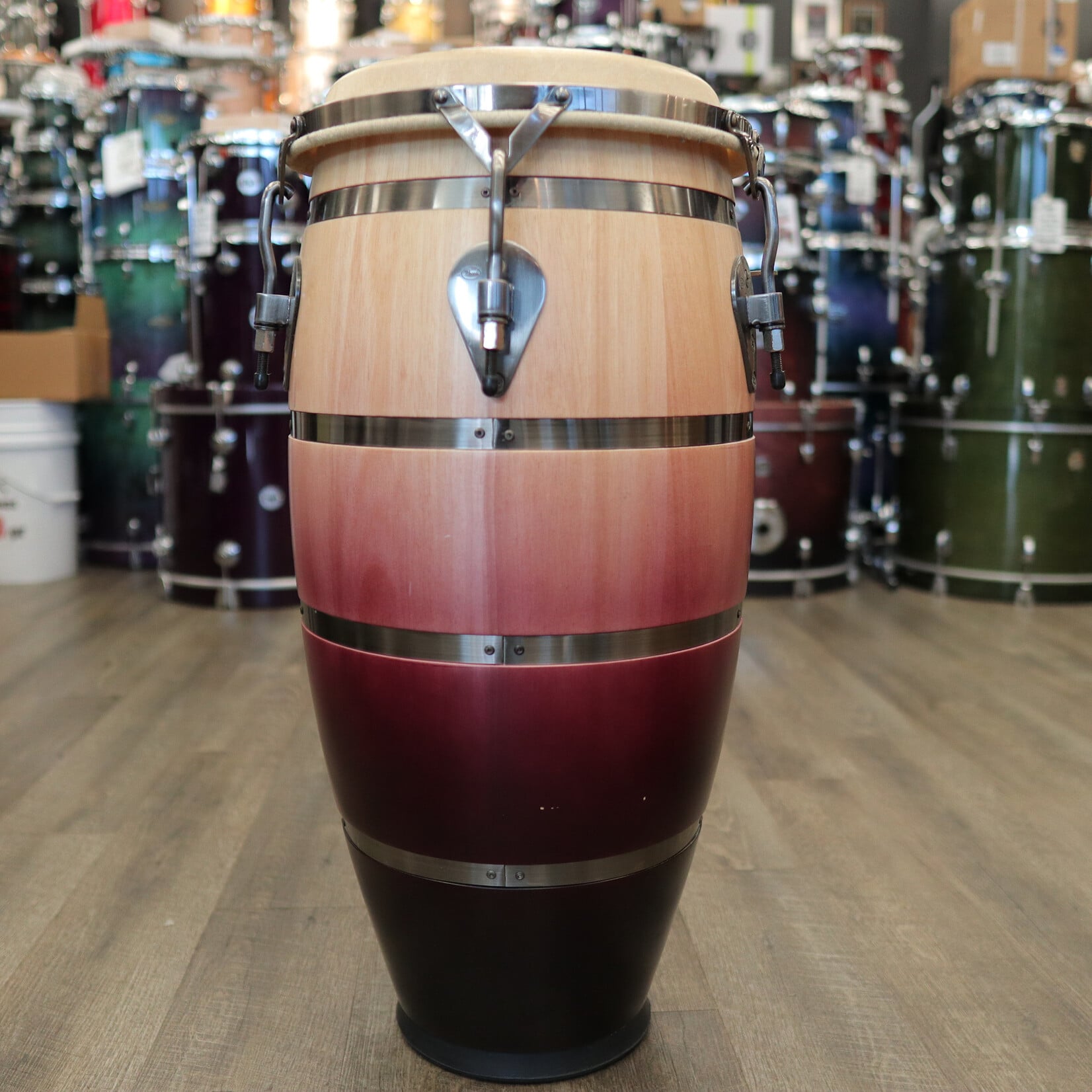 Pearl Pre-Owned Pearl Folkloric Series Elite 11" Quinto (Crimson Sunrise)