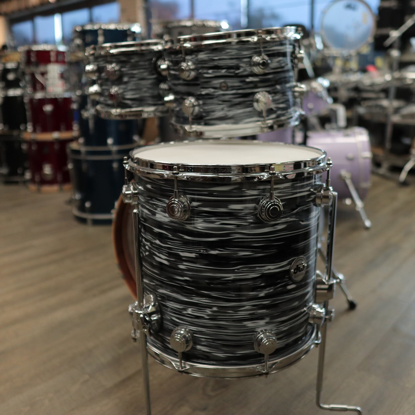 DW Pre-Owned DW Collector's Series Maple/Mahogany 4-Piece Shell Pack 10/12/14/20 (Black Oyster)