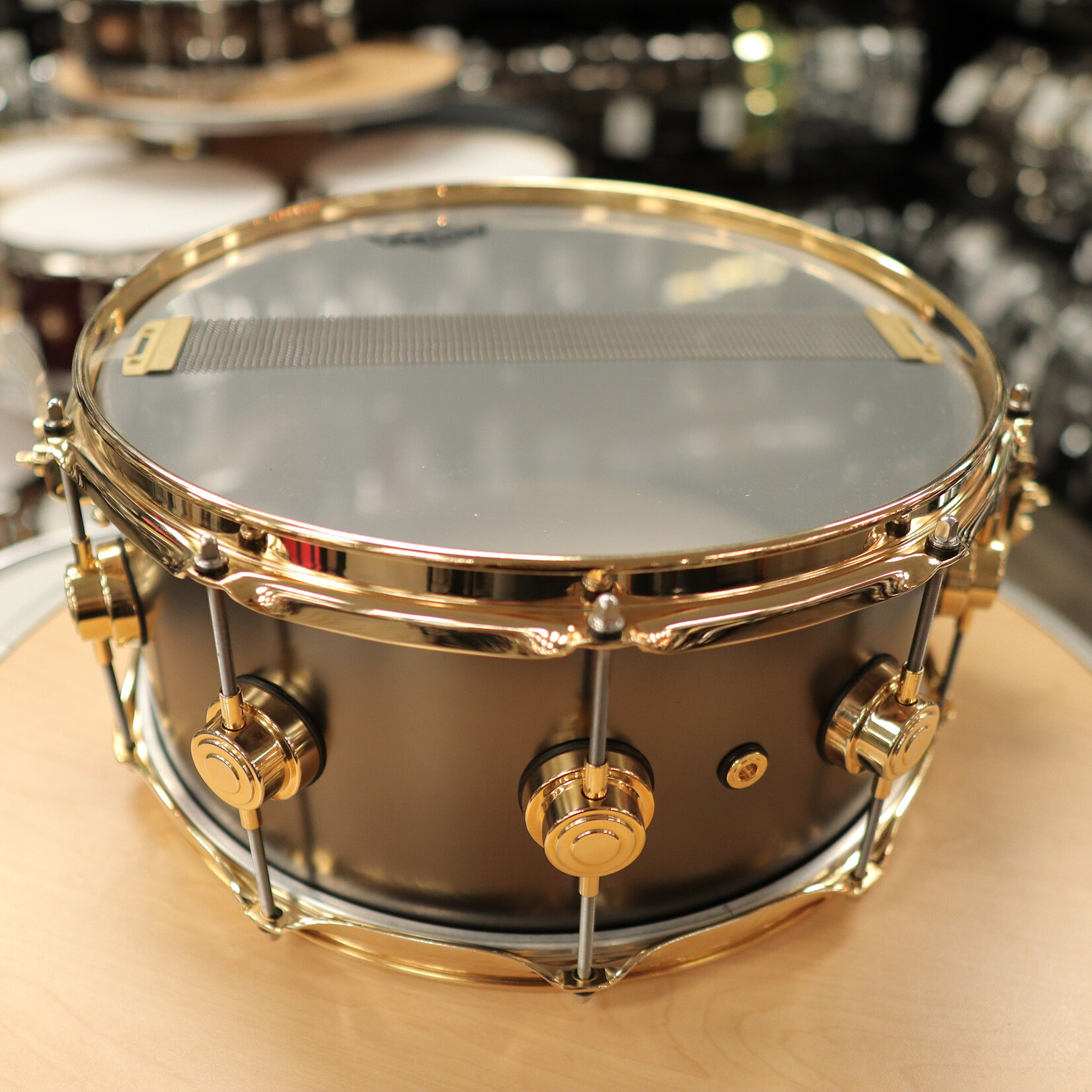 DW Pre-Owned DW Collector's Series Satin Black Nickel Over Brass 6.5x14 Snare Drum w/Gold Hardware