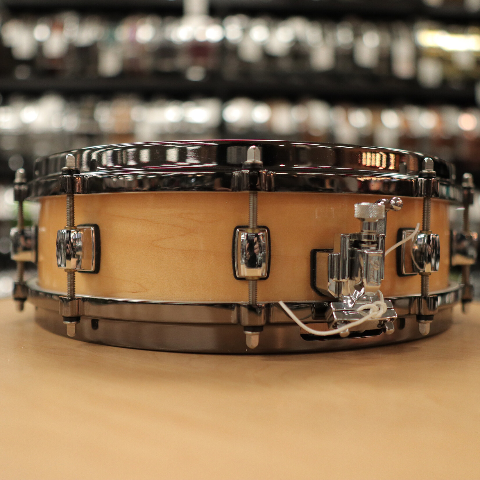 Pearl Pre-Owned Pearl 4x14" Maple Piccolo w/ Black Nickel Die-Cast Hoops