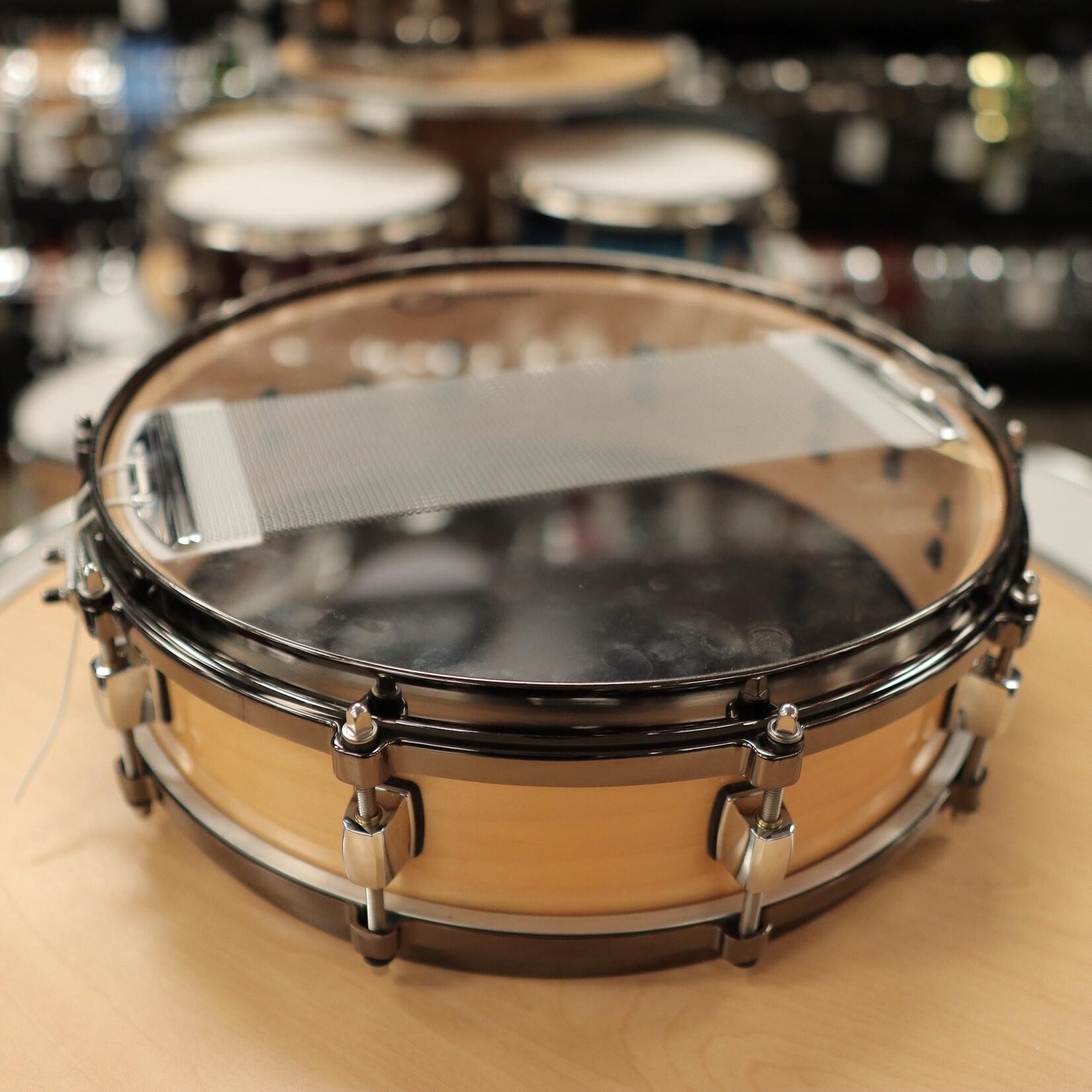 Pearl Pre-Owned Pearl 4x14" Maple Piccolo w/ Black Nickel Die-Cast Hoops