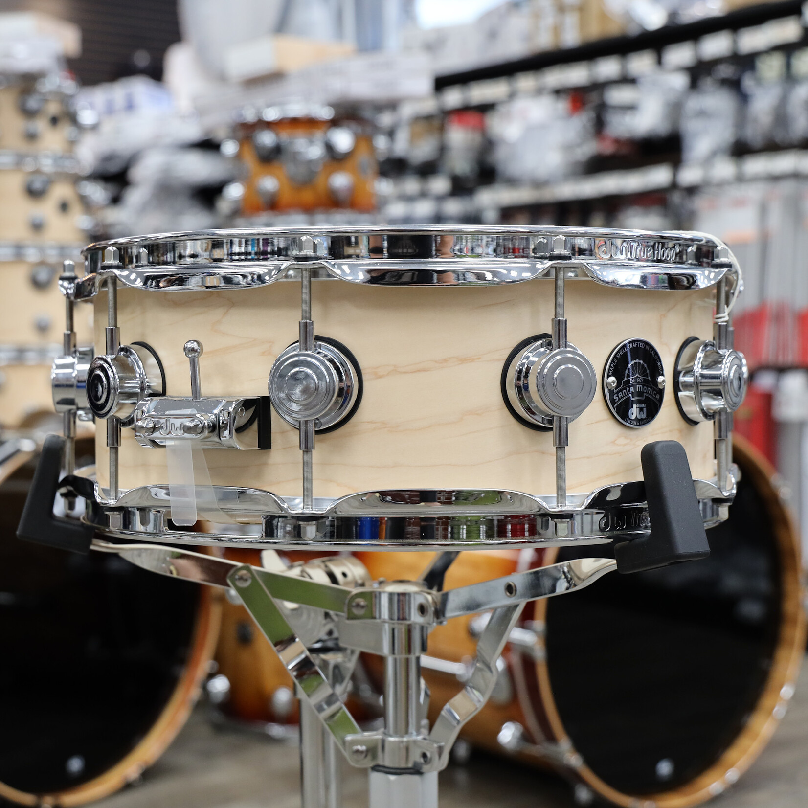 DW DW Santa Monica 5 x 14 Maple Snare Drum (Satin Oil with Chrome Hardware)