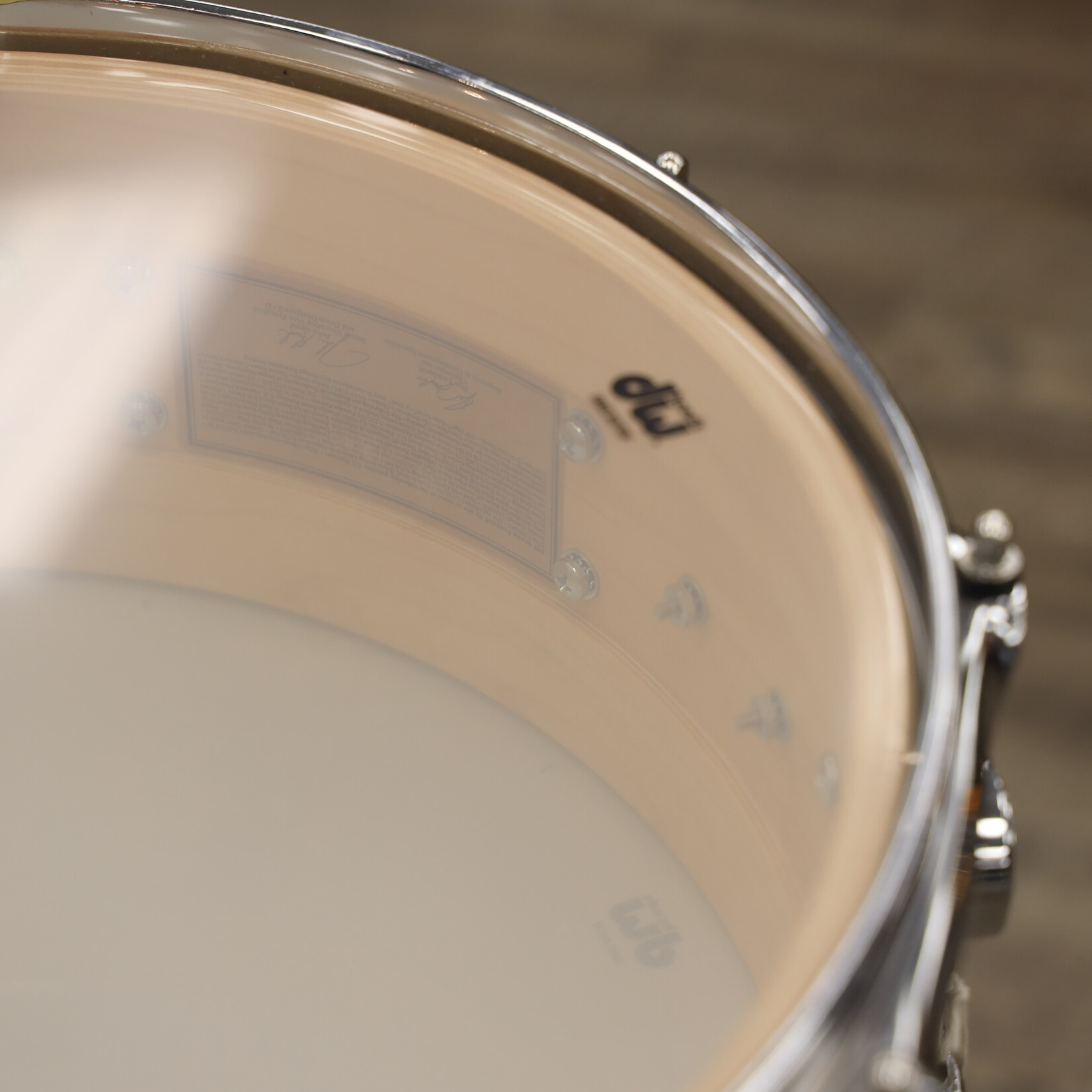 DW DW Santa Monica 5 x 14 Maple Snare Drum (Satin Oil with Chrome Hardware)
