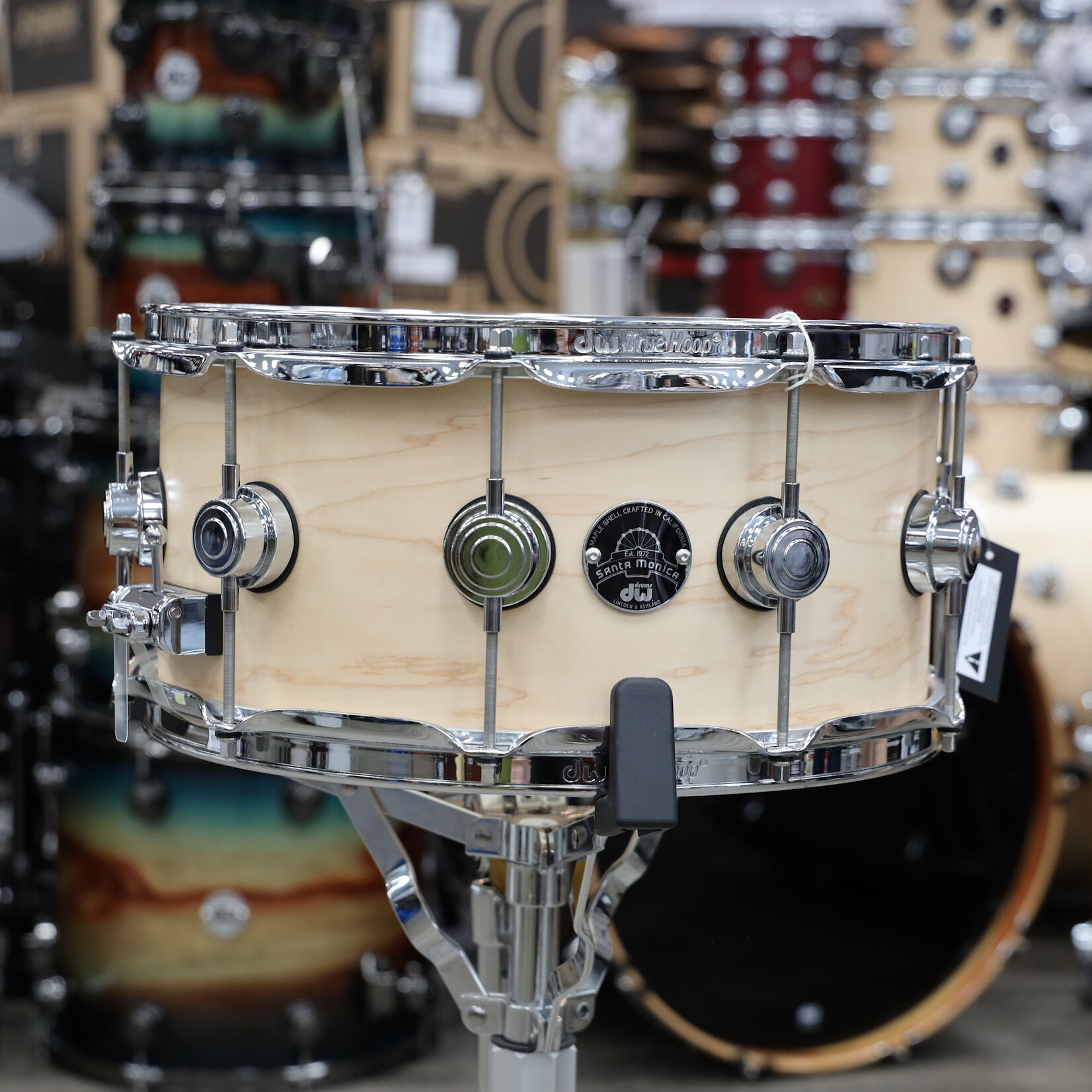 DW DW Santa Monica 6.5 x 14 Maple Snare Drum (Satin Oil with Chrome Hardware)