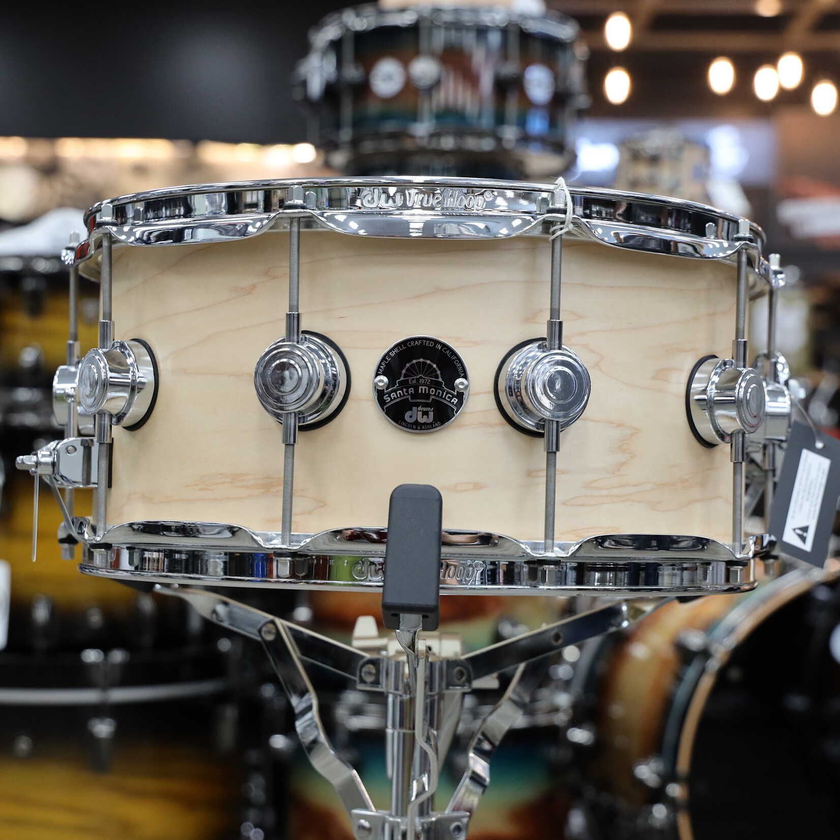 DW DW Santa Monica 6.5 x 14 Maple Snare Drum (Satin Oil with Chrome Hardware)