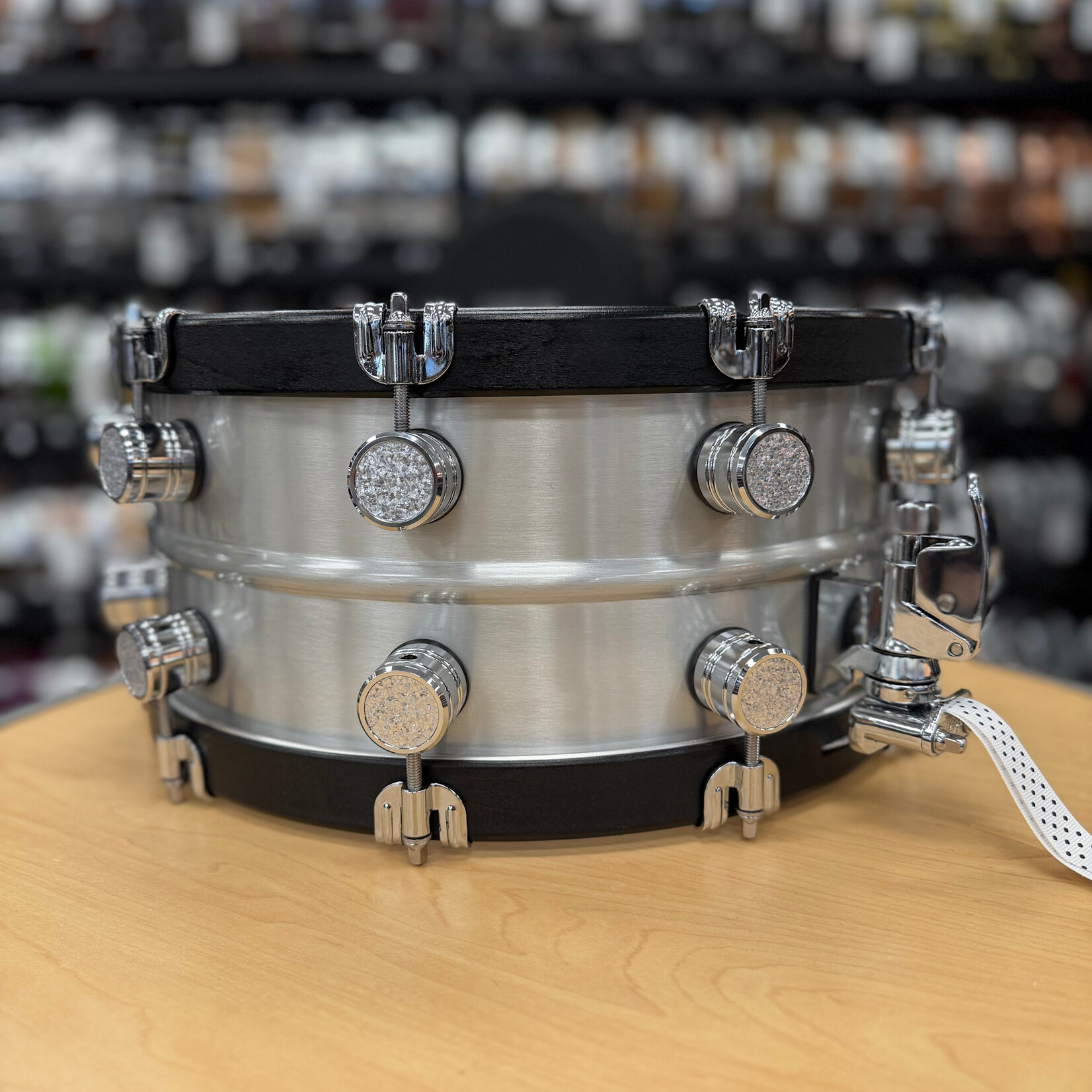 Allegra Drum Company Allegra 6.5x14" Aluminum Snare Drum with Black Wood Hoops