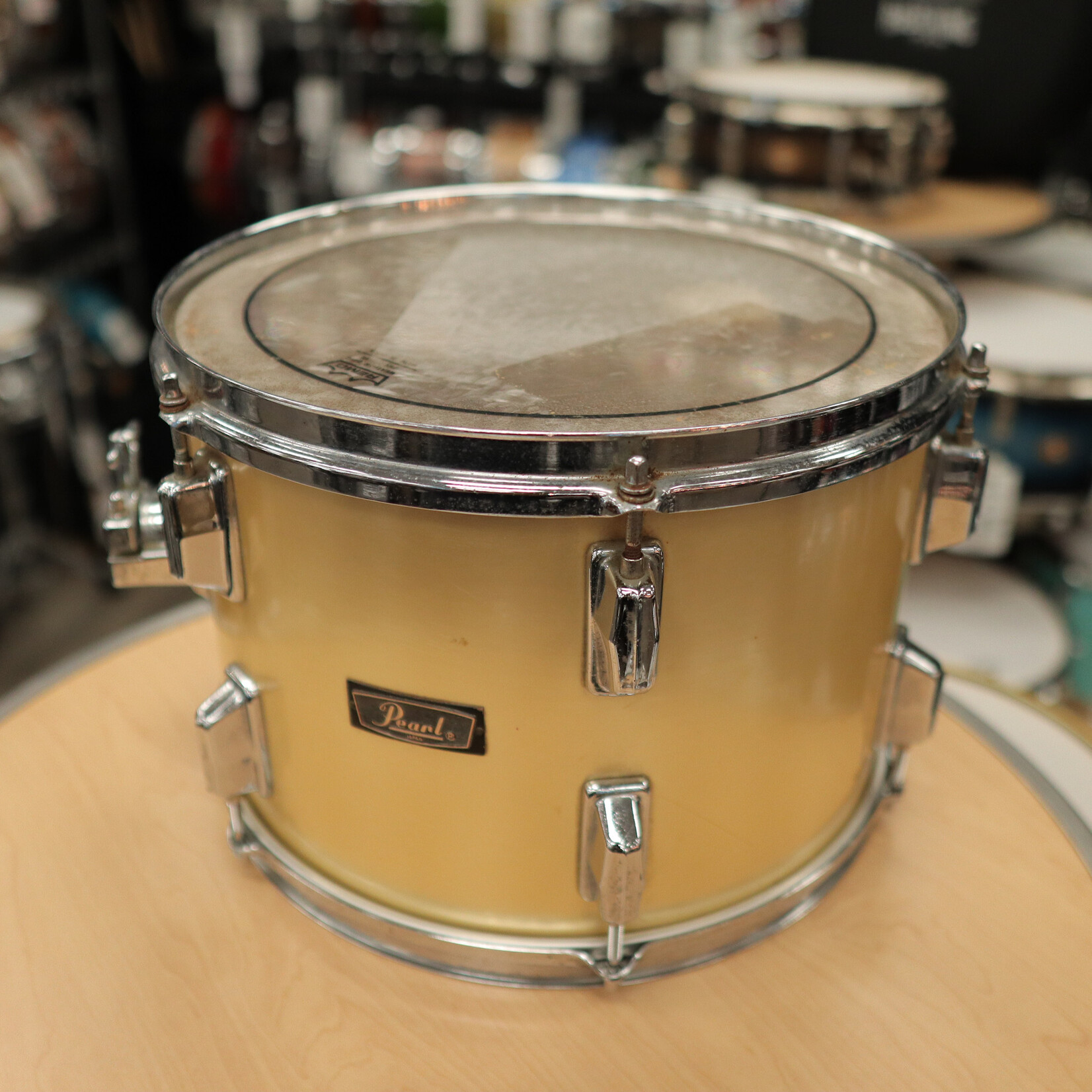 Pearl Pre-Owned Pearl 9x13" Wood-Fiberglass Tom (Gold Satin Wrap)