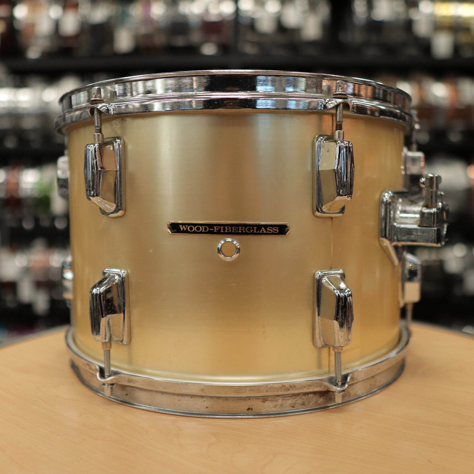 Pearl Pre-Owned Pearl 9x13" Wood-Fiberglass Tom (Gold Satin Wrap)