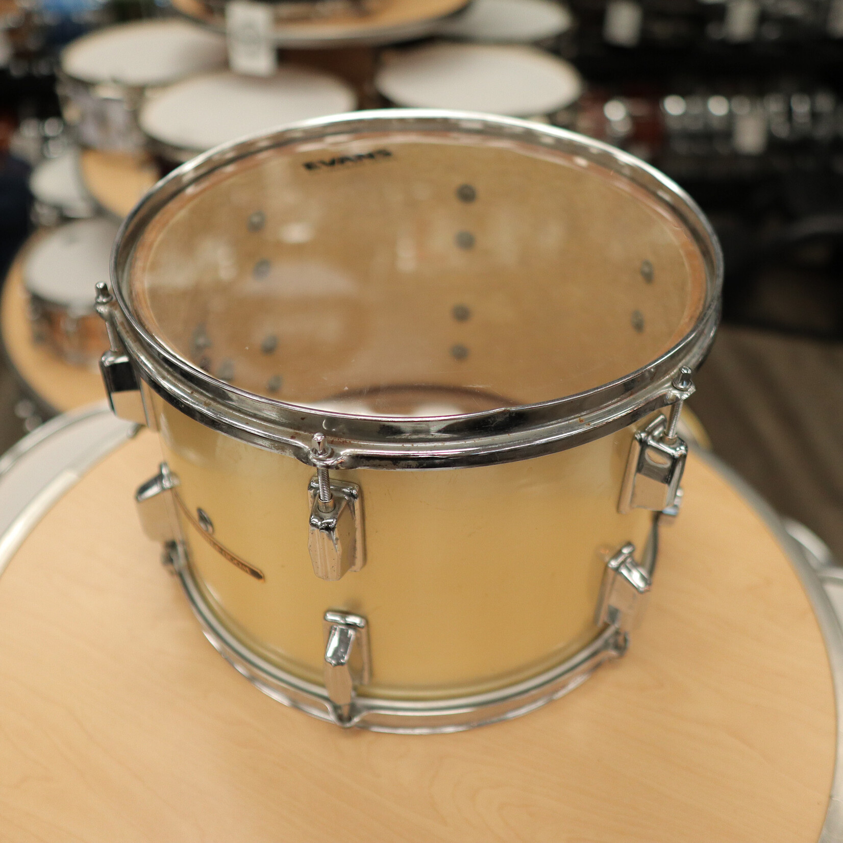 Pearl Pre-Owned Pearl 9x13" Wood-Fiberglass Tom (Gold Satin Wrap)