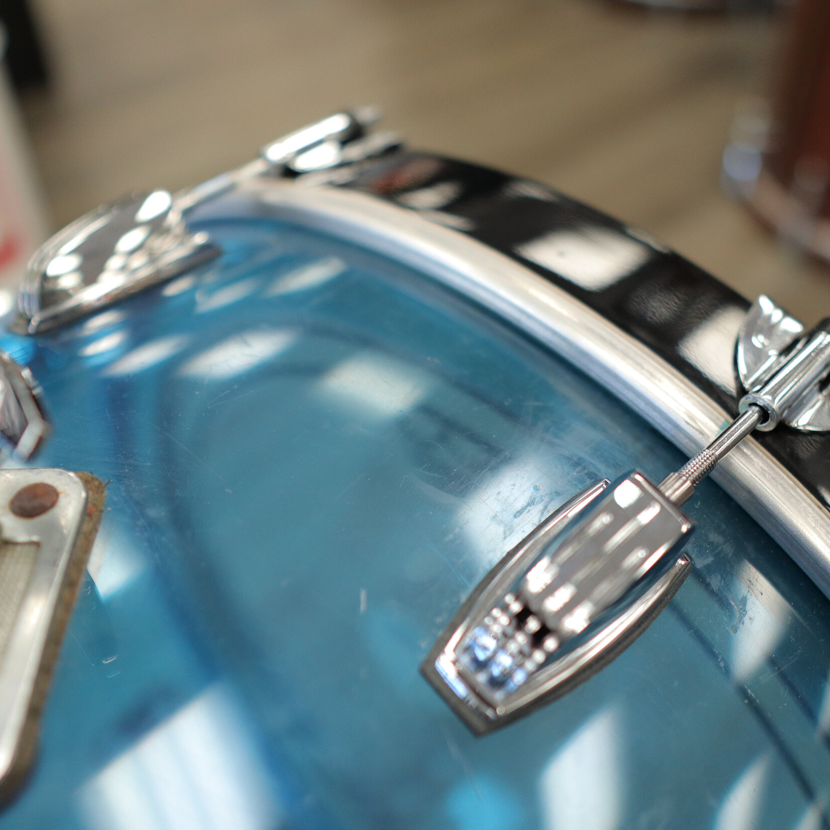 Ludwig Vintage 70s Ludwig 14x22" Vistalite Acrylic Bass Drum (Blue)