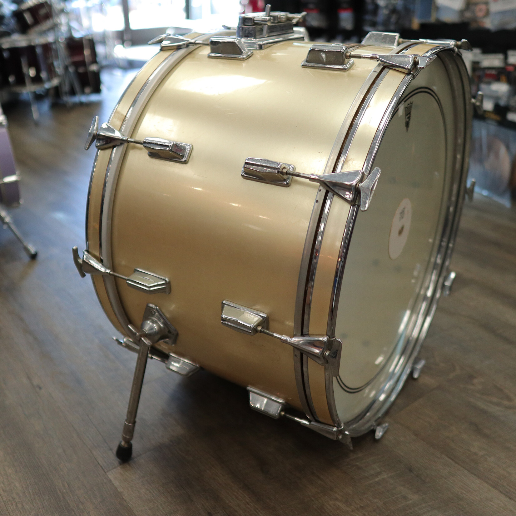 Pearl Pre-Owned Pearl 14x24" Wood-Fiberglass Bass Drum (Gold Satin Wrap)