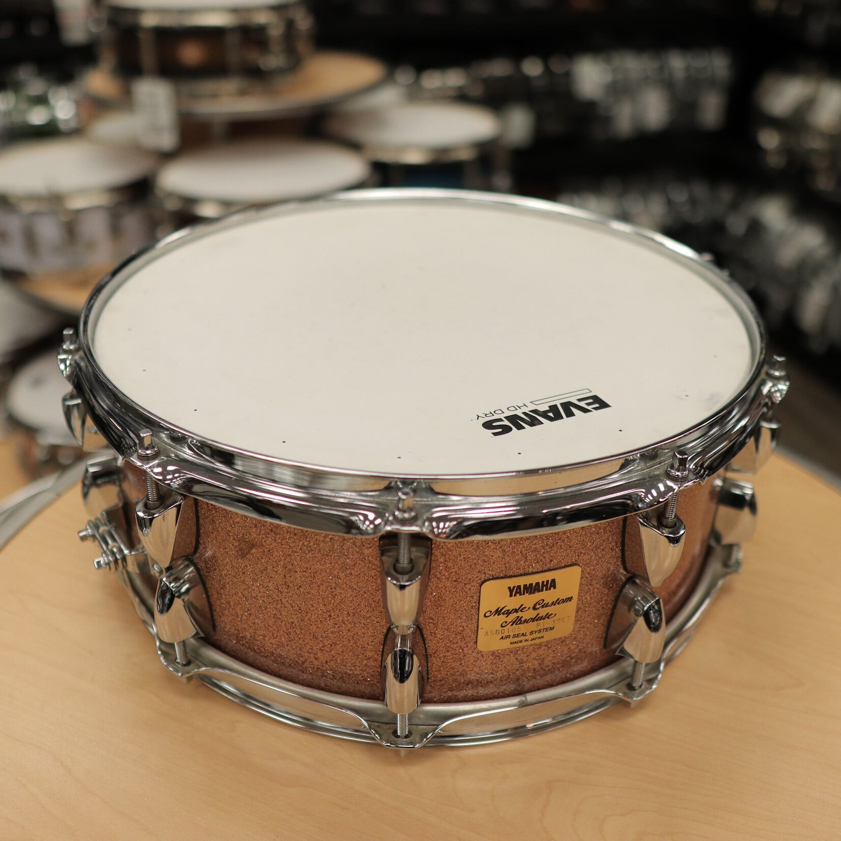 YAMAHA Pre-Owned MIJ Yamaha Maple Custom Absolute 5.5x14" Snare Drum (Pink Champagne)