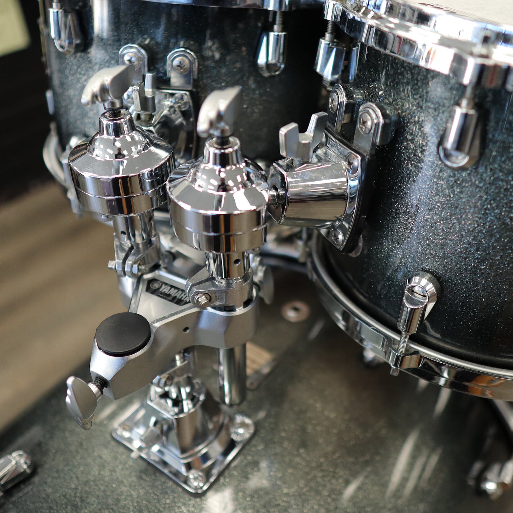 YAMAHA Pre-Owned Yamaha Maple Custom Absolute 5-PC Shell Pack 10/12/14/16/22 (Black Sparkle Sunburst)