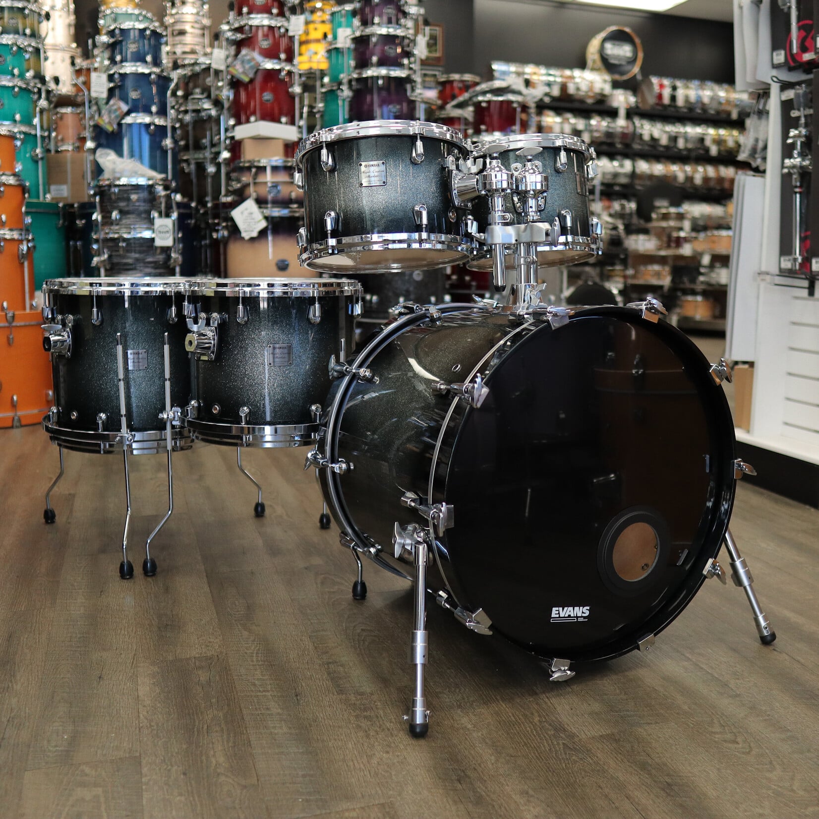 YAMAHA Pre-Owned Yamaha Maple Custom Absolute 5-PC Shell Pack 10/12/14/16/22 (Black Sparkle Sunburst)