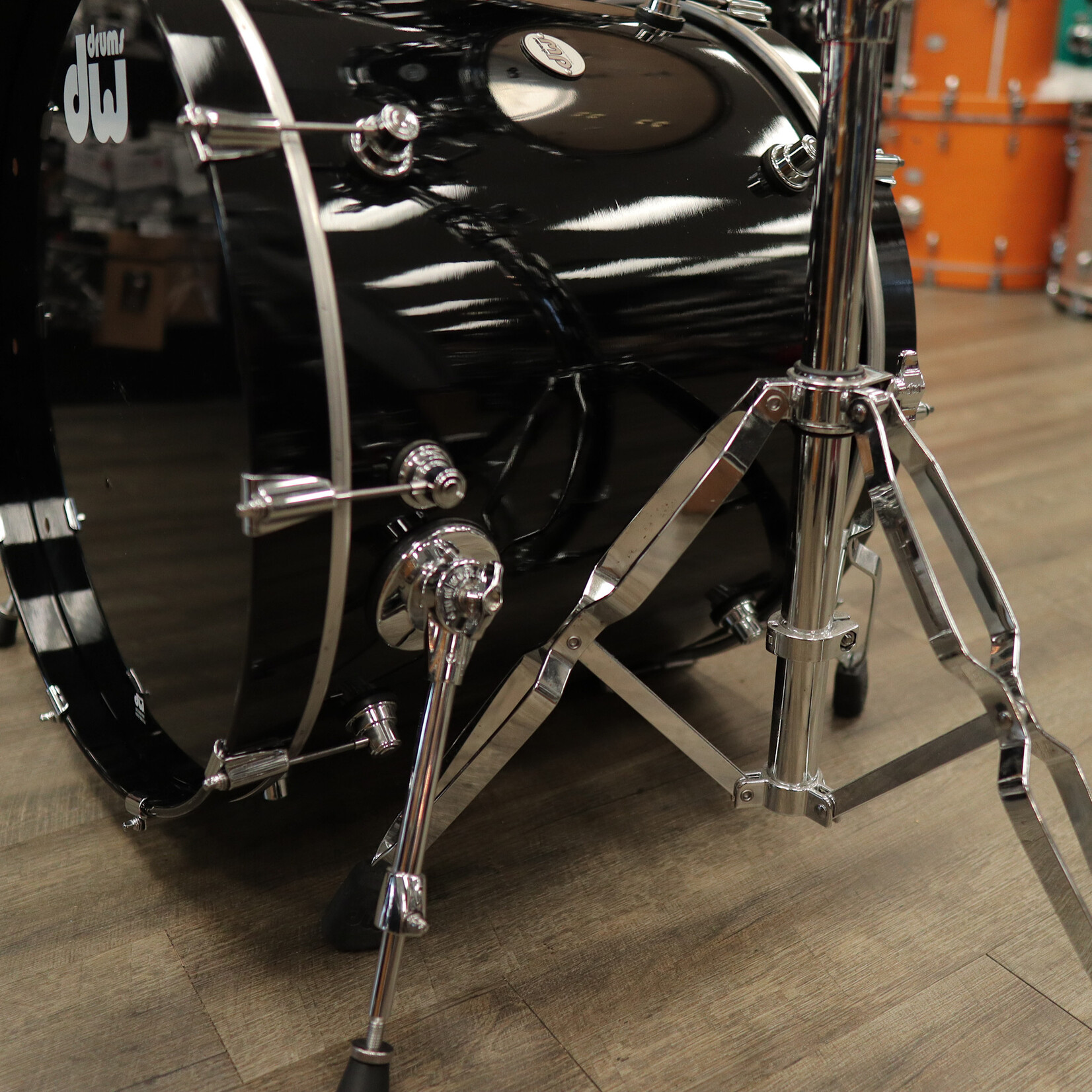 DW Used DW Design Series 4-Piece Shell Pack 10/12/16/22 (Black Gloss Lacquer)