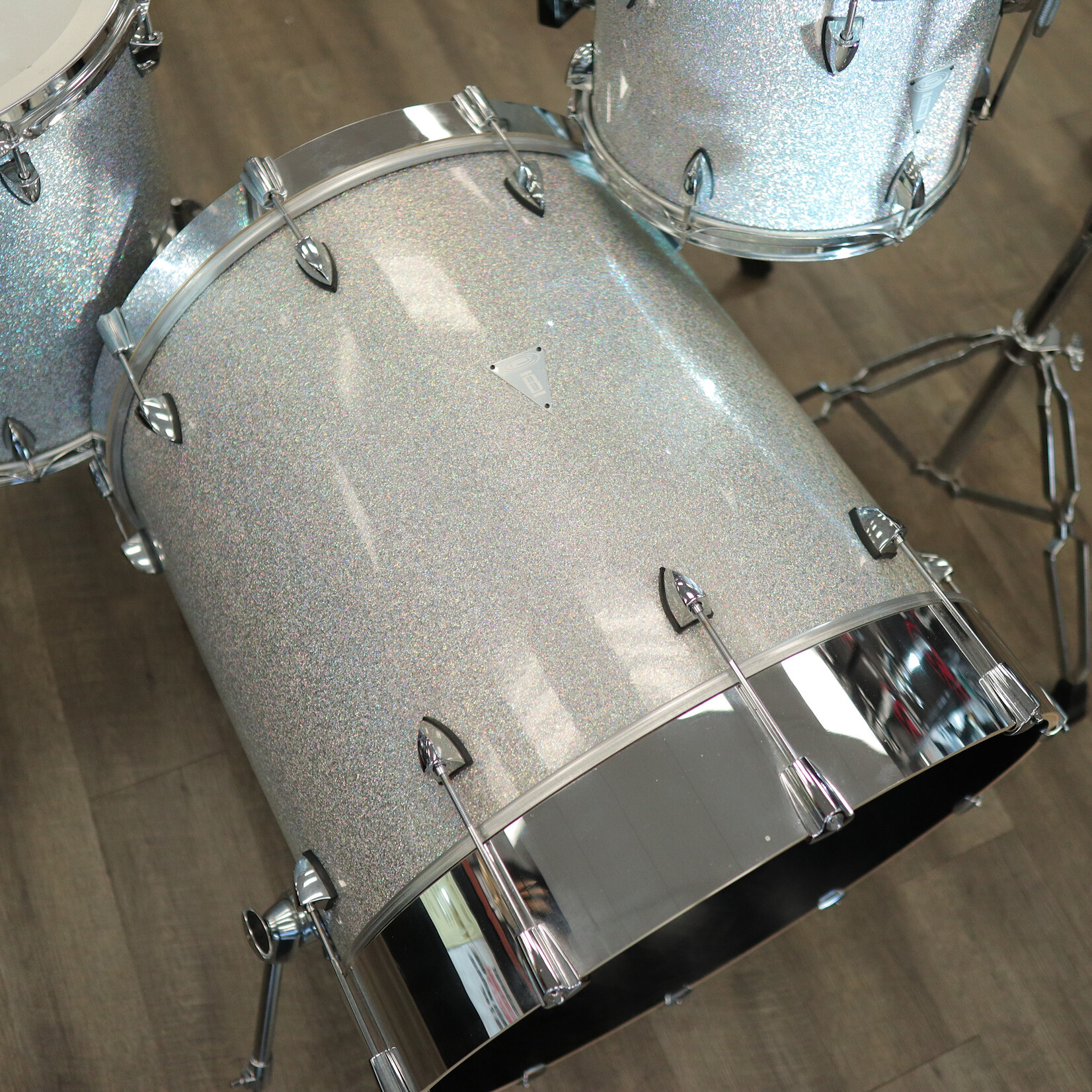 OCDP Pre-Owned OCDP Travis Barker 4-Piece Cherry Shell Pack 12/16/22/14Sn (Multi-Hollow flake Sparkle)