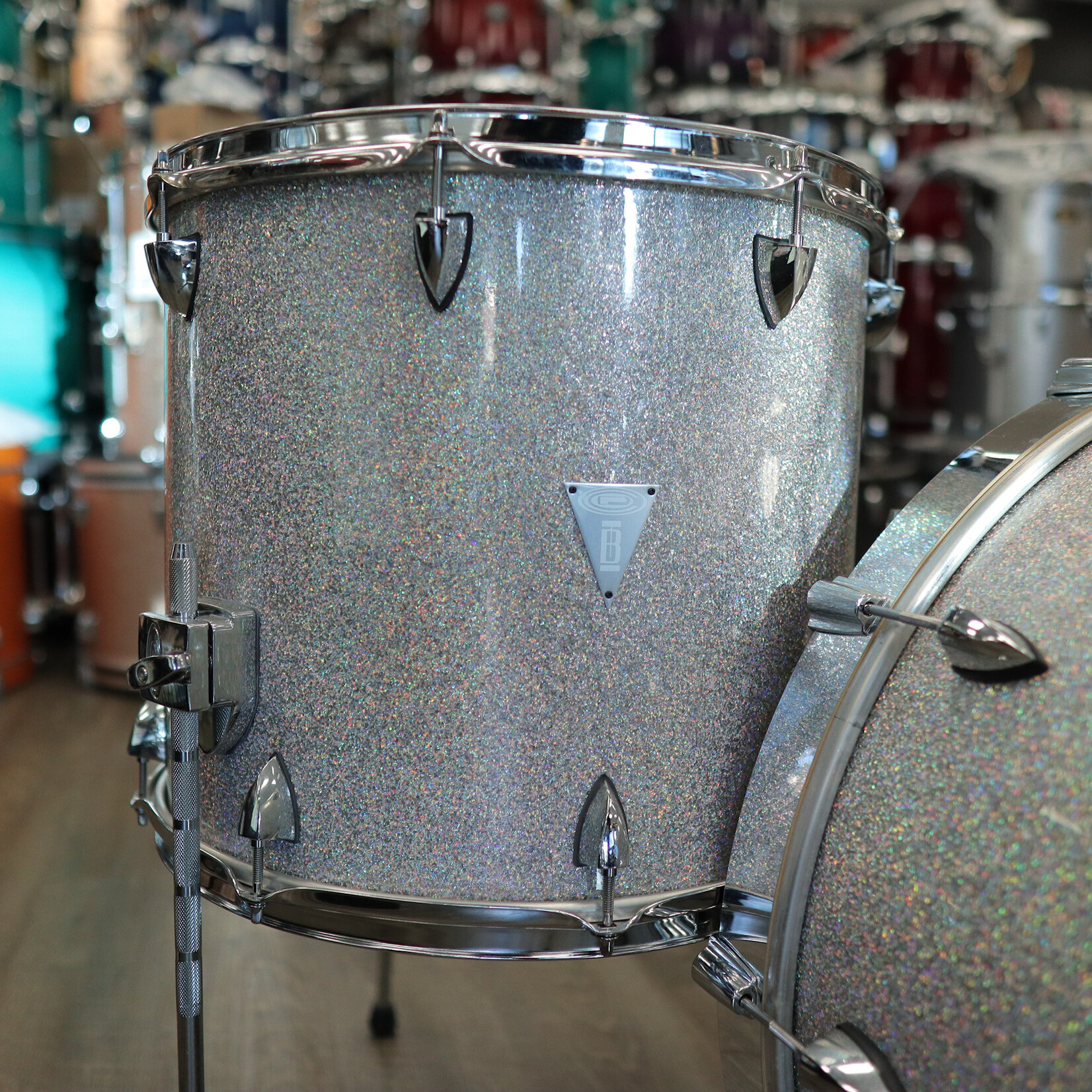 OCDP Pre-Owned OCDP Travis Barker 4-Piece Cherry Shell Pack 12/16/22/14Sn (Multi-Hollow flake Sparkle)