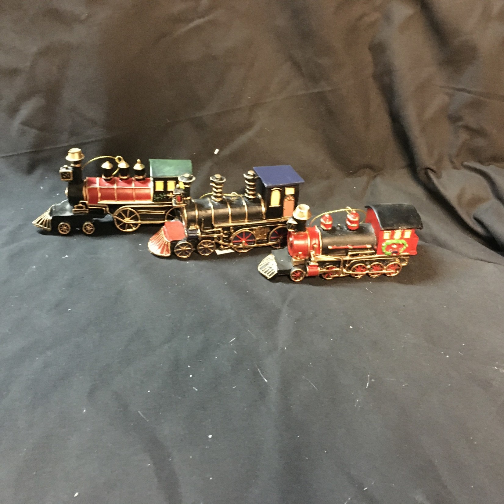 Locomotive Ornament 3A