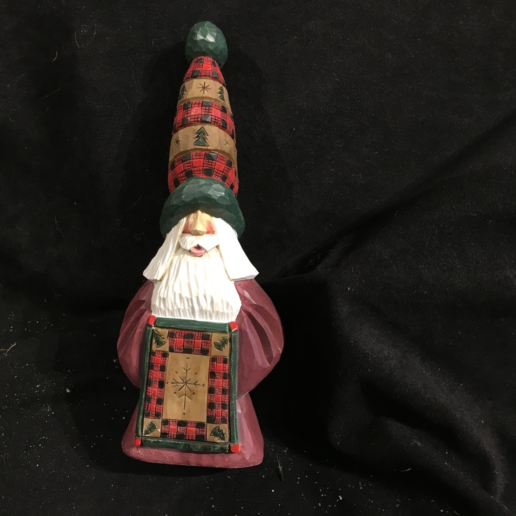 9" Carved Santa w/Tartan Quilt