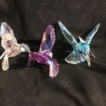 **Irid Hummingbird Orn 3A (Pink & Blue only)