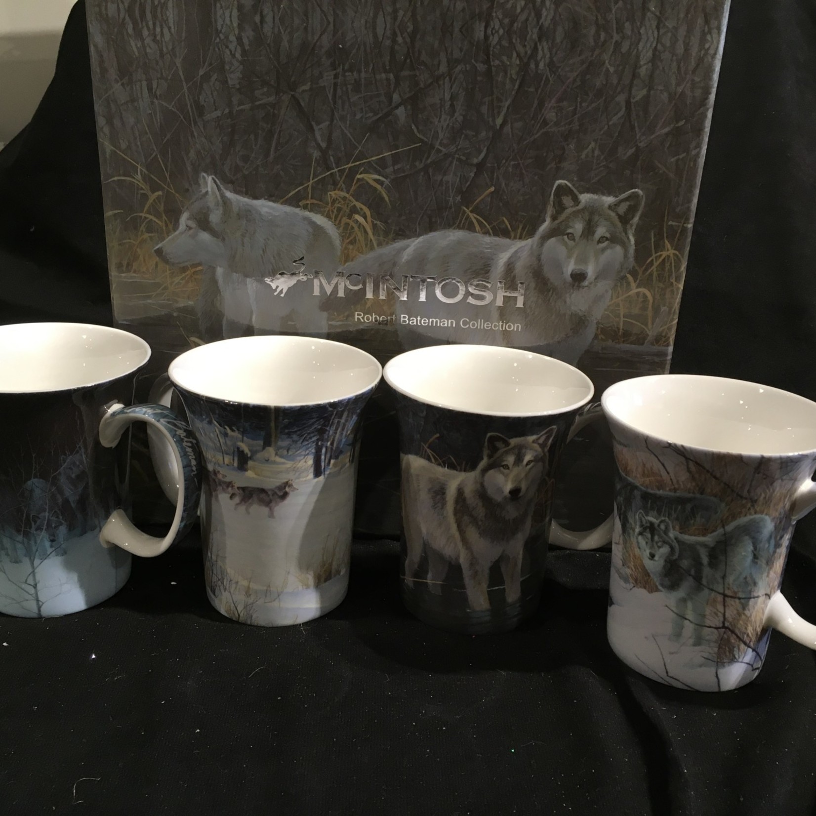 Bateman Wolves Mug (Set of 4)