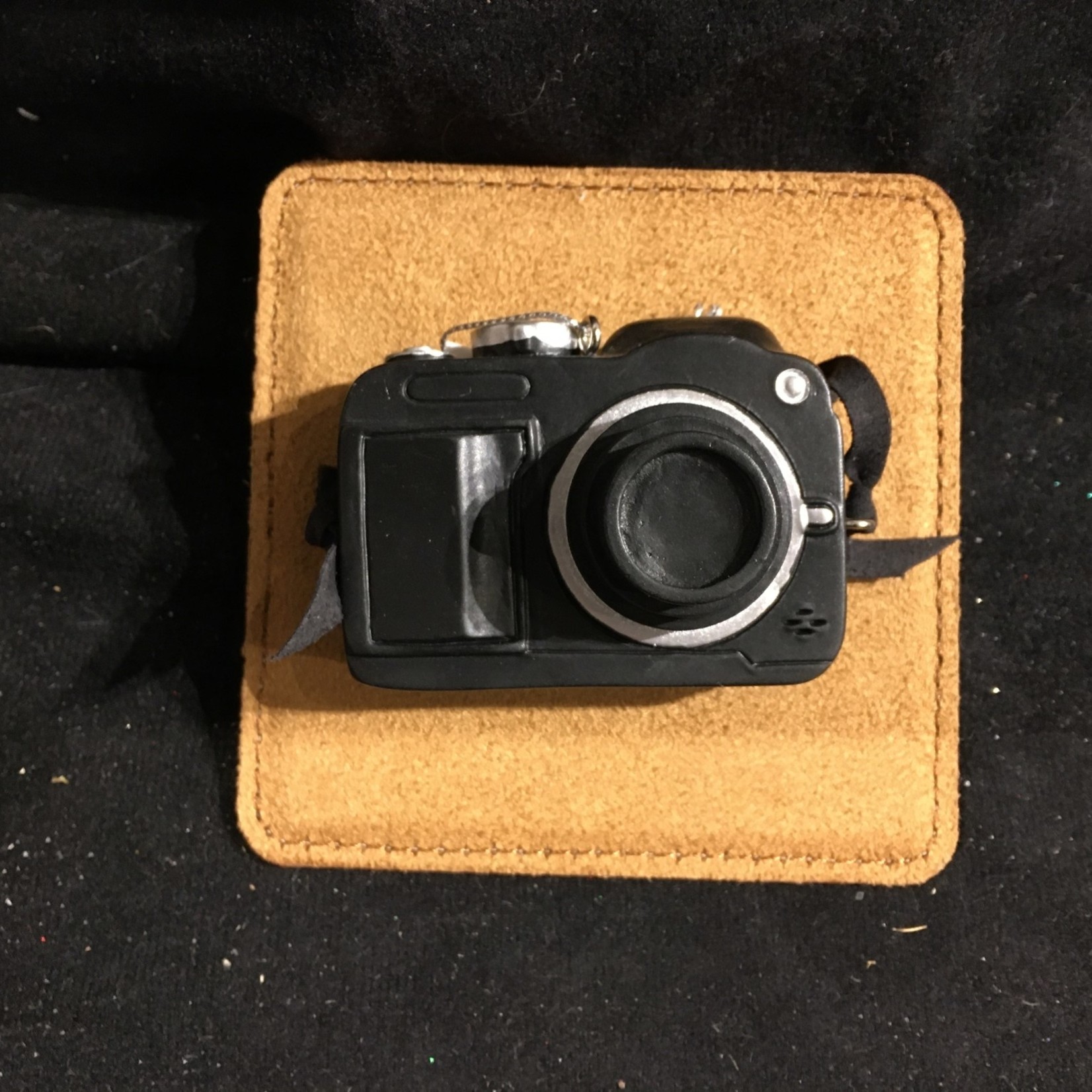 Camera Ornament 2A (1)