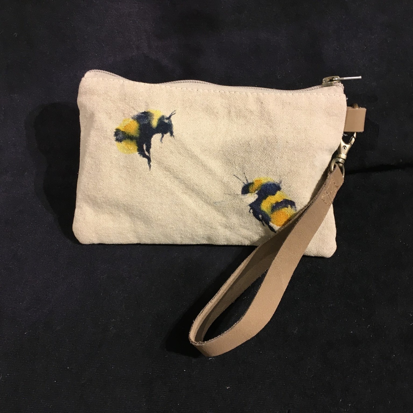 **Bee Zip Pouch 8x5”