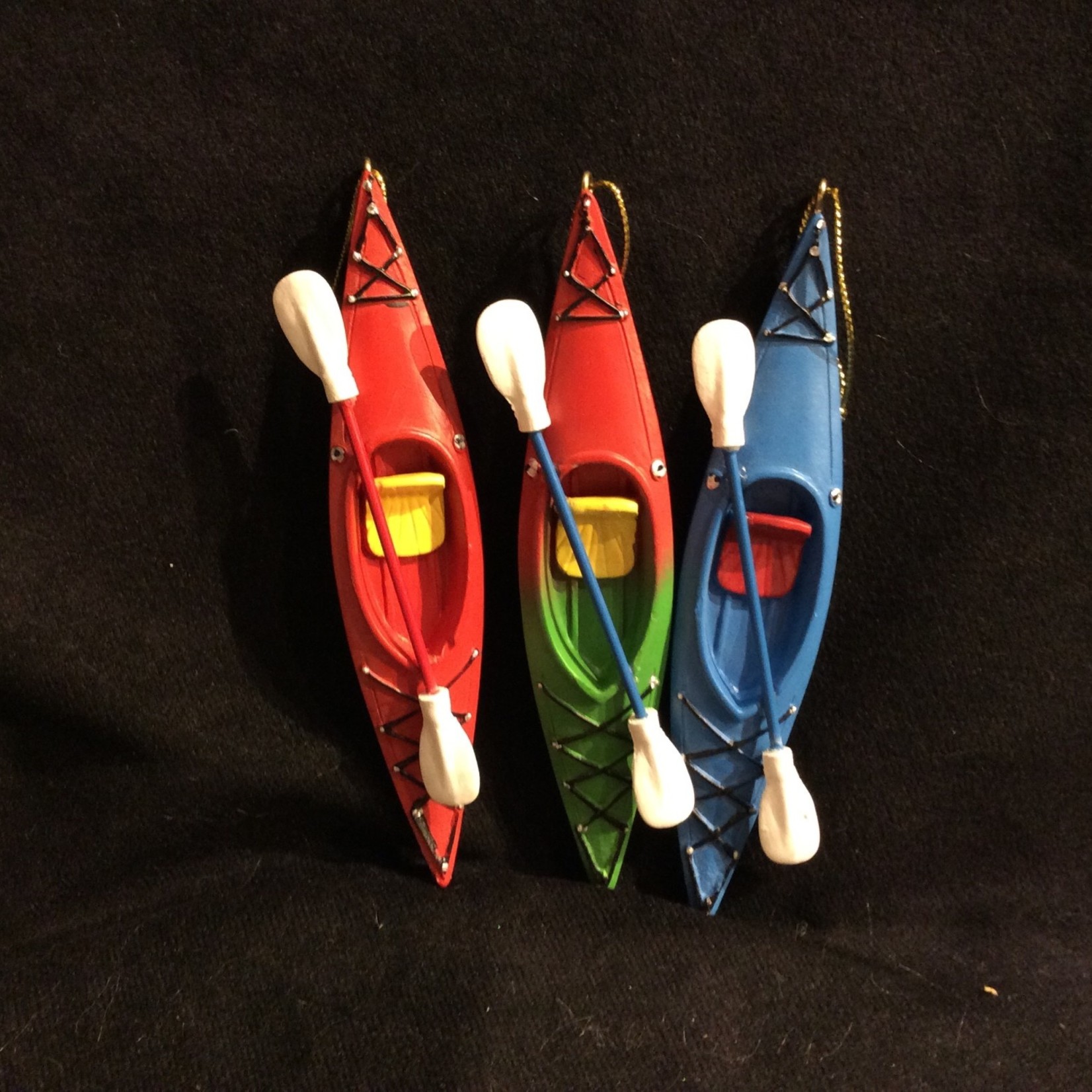 **Kayak w/Paddle Orn 3A (Red &Green only)