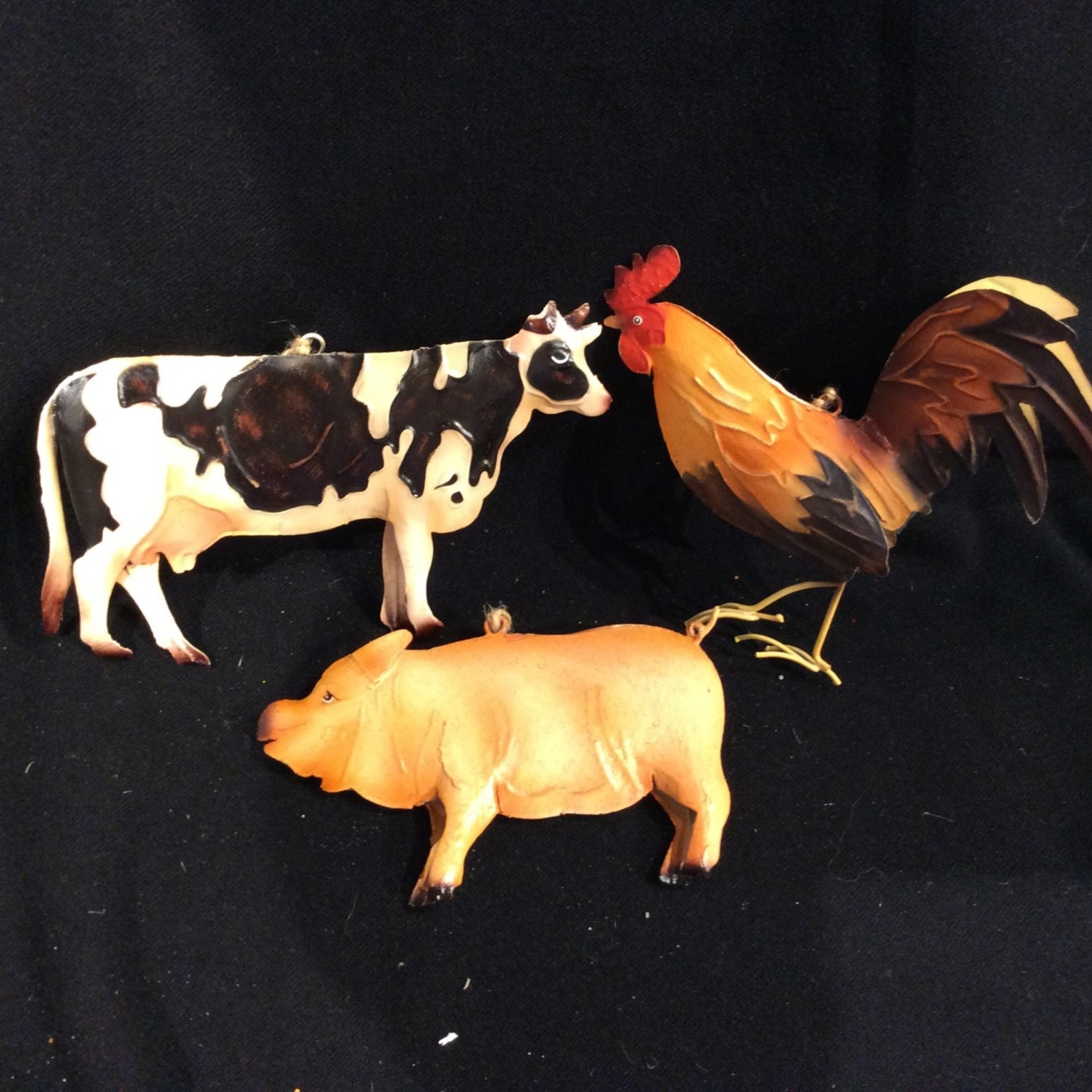**Tin Farm Ornament 3A (pig only)