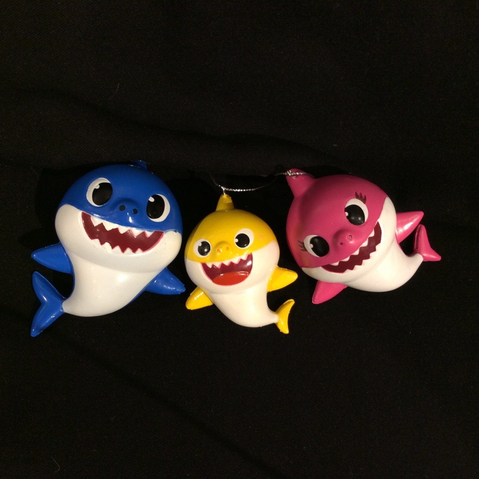 *Baby Shark Orn 3A (Yellow and blue S/O)