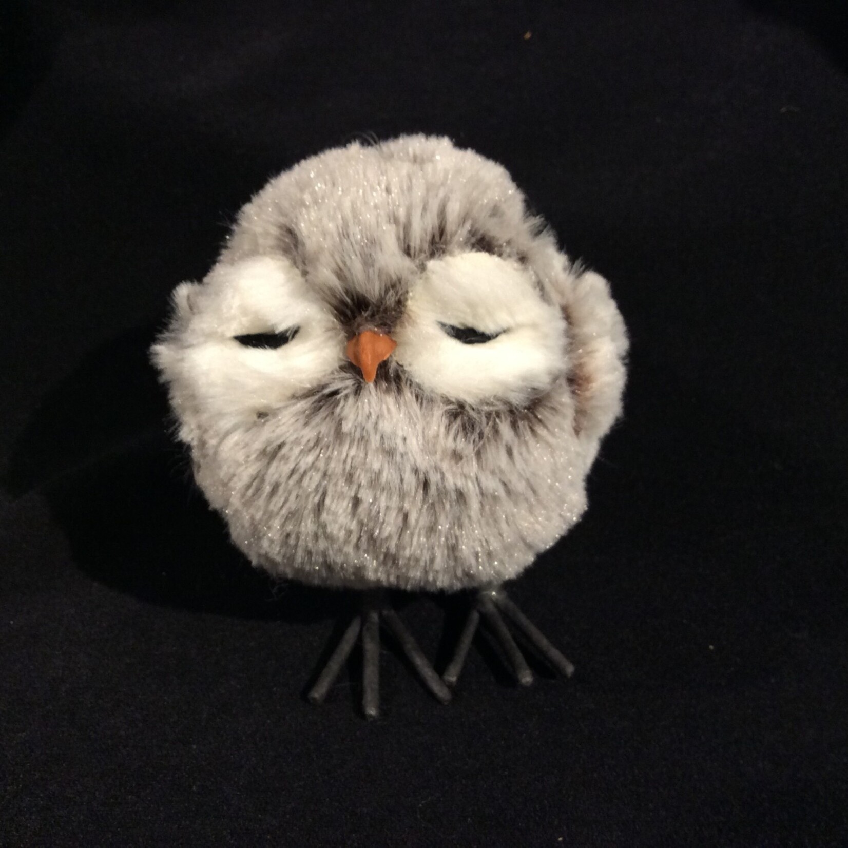 Brown/White Sleepy Owlet Orn.