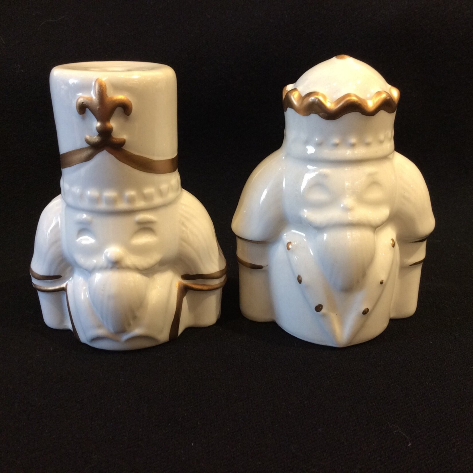 **White/Gold Nutcracker Salt & Pepper