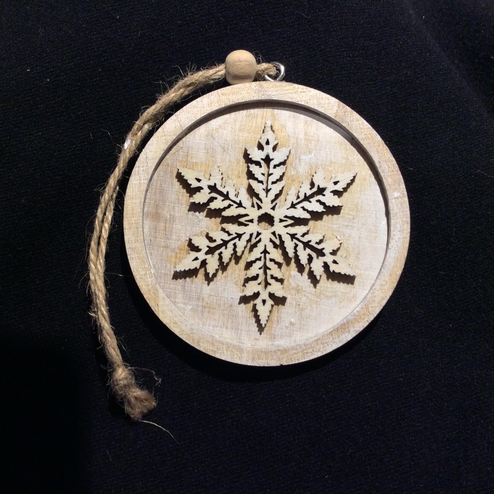 **Whitewashed Snowflake Disk Orn