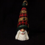 5" Carved Santa Orn w/Tartan Quilt