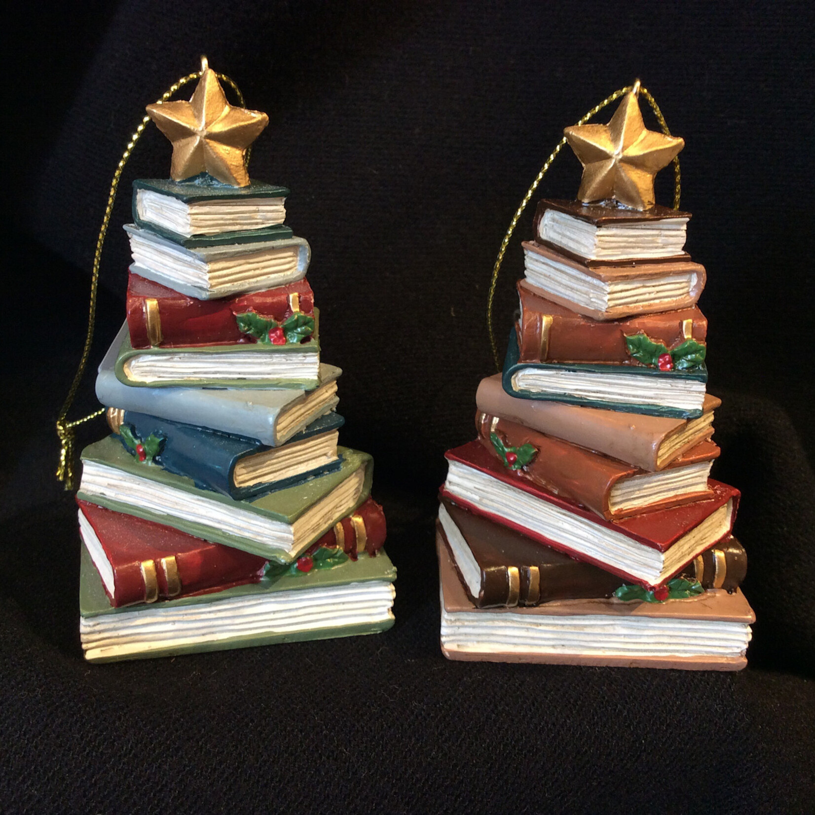 Book Tree Ornaments 3A
