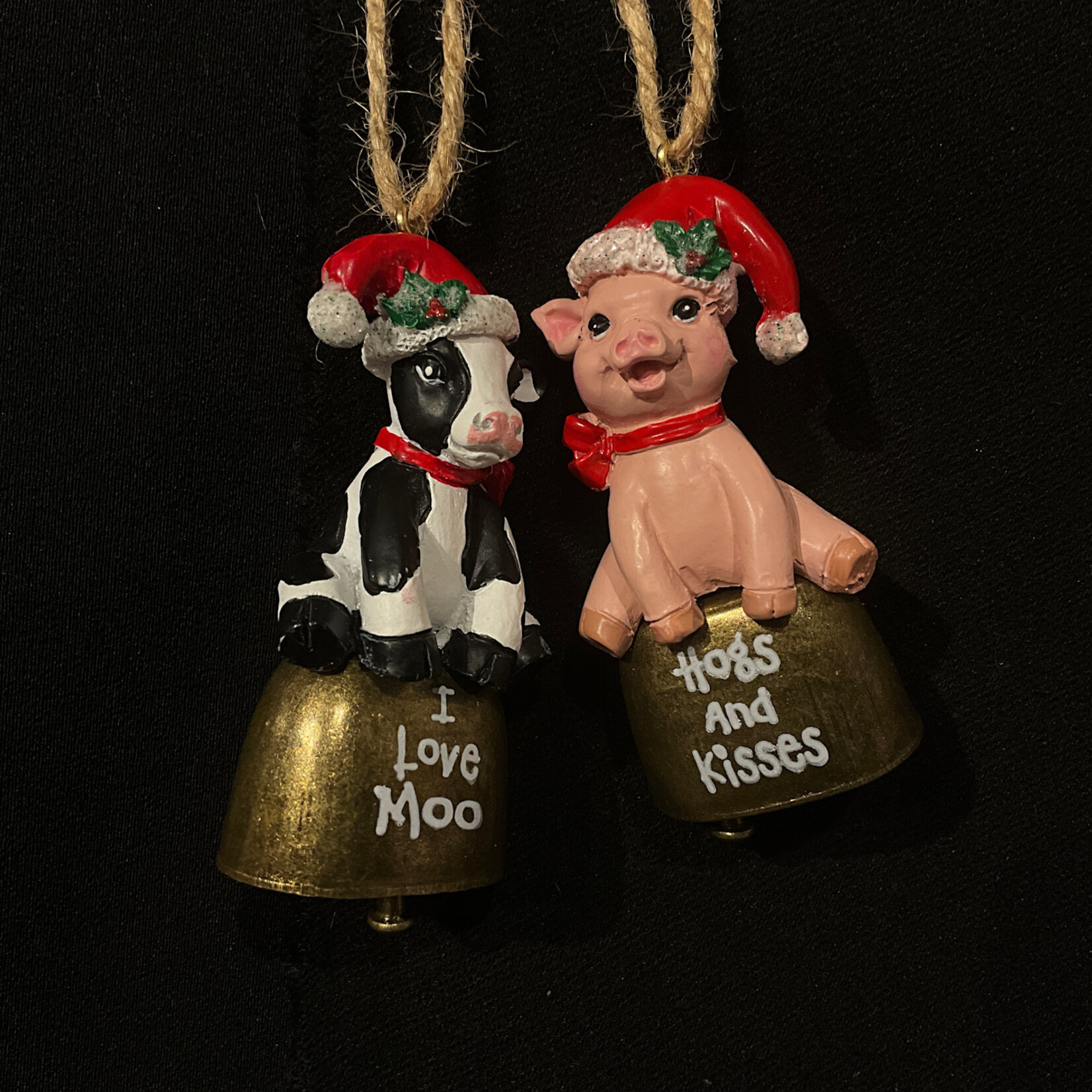 Calf/Piglet on Farm Bell Orn 2A (Piglet only)