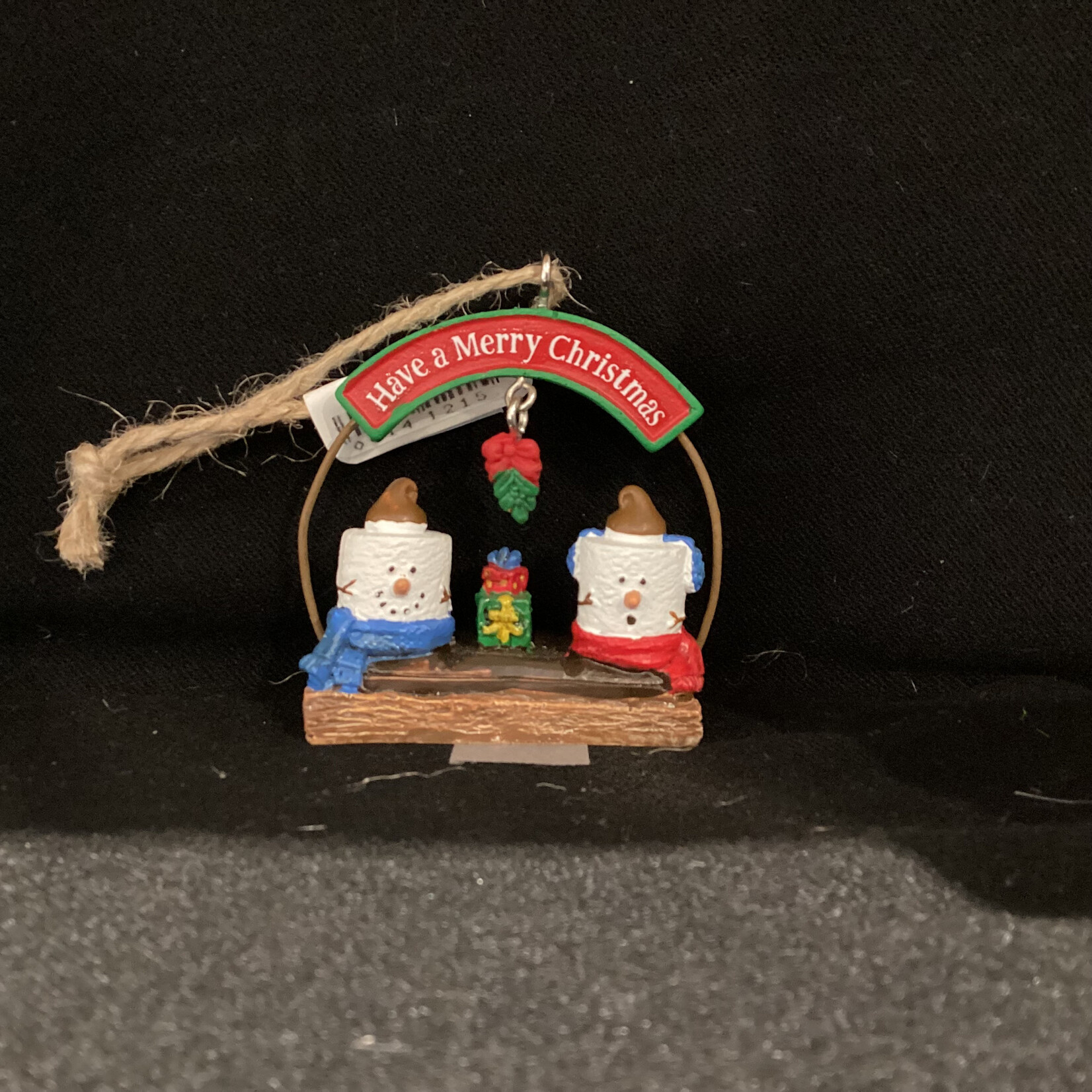 S'More Mini Mistletoe Orn