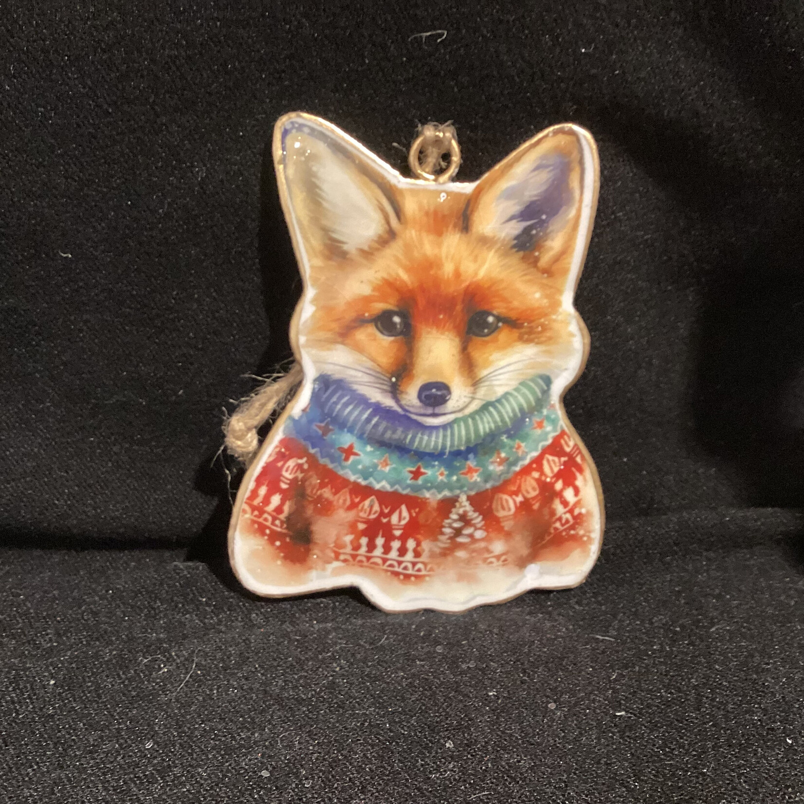 **Metal Fox in Sweater Orn