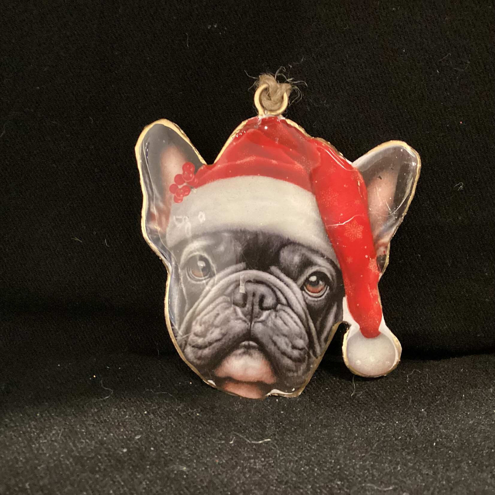 **Metal Frenchie w/Santa Hat Orn