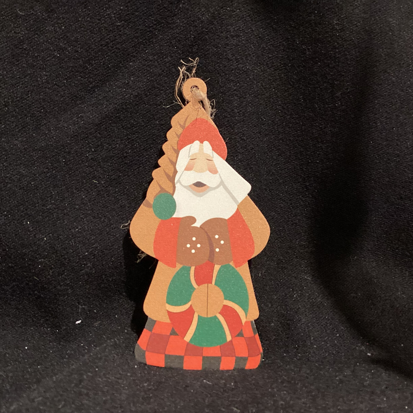 Santa w/Wreath Metal Ornament