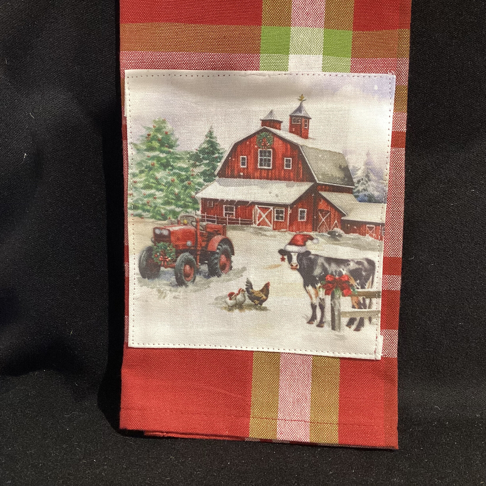 **Happy Holidays Farm Tea Towel
