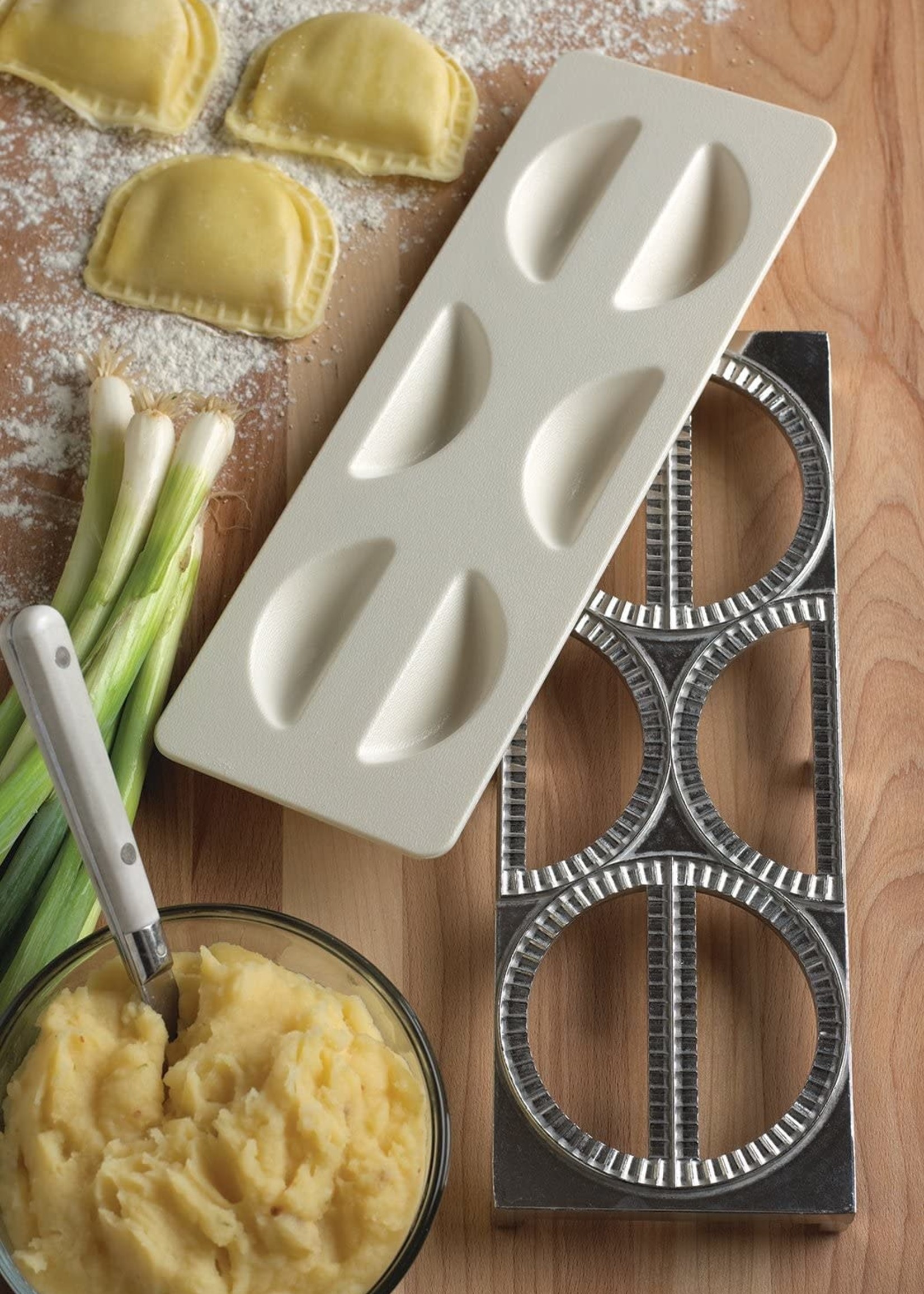 Foxrun * Perogy Maker Tray - Foxrun