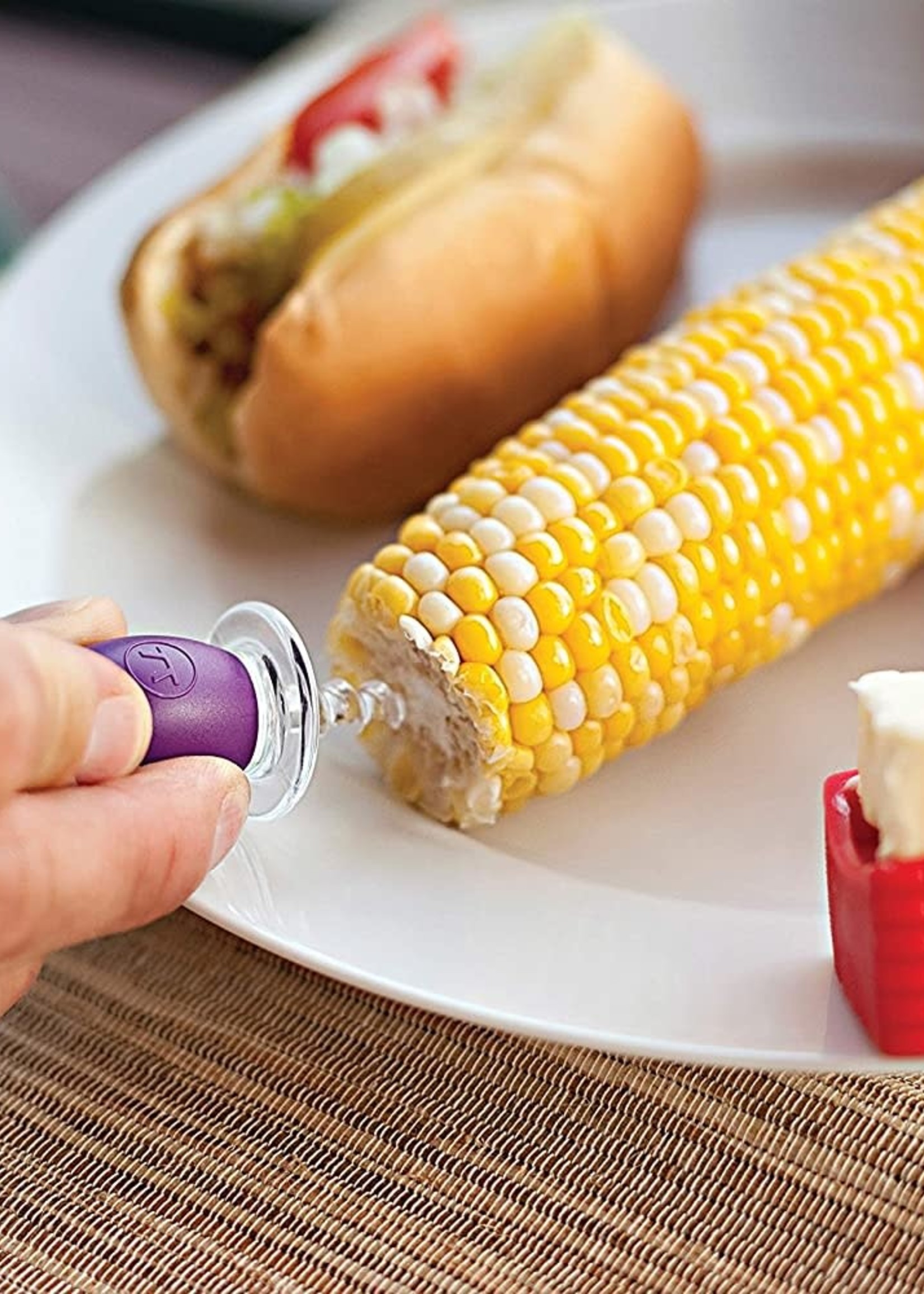 Outset *Screw In Corn Holder-Foxrun