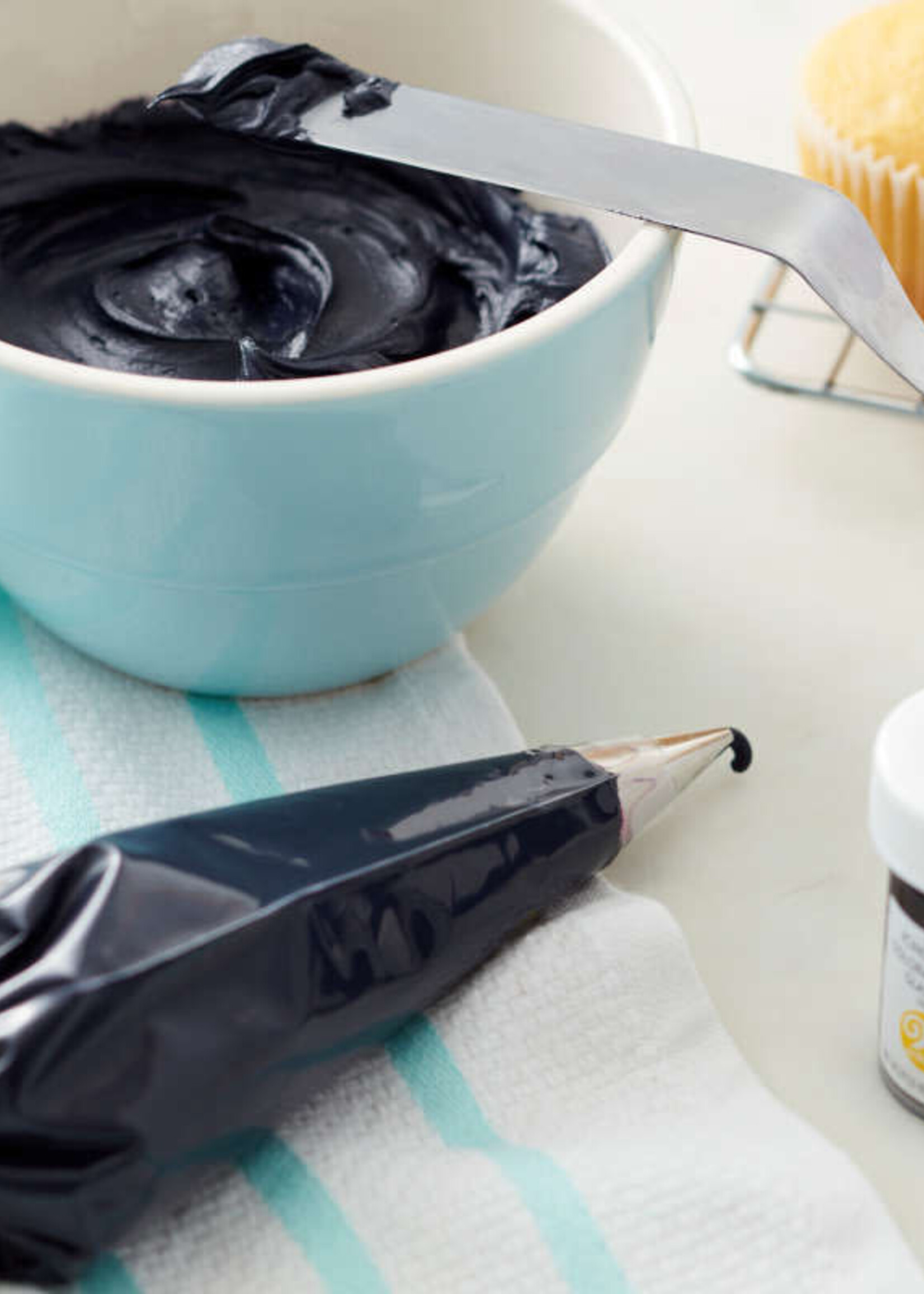 Wilton *1oz Black Paste Colour-Wilton